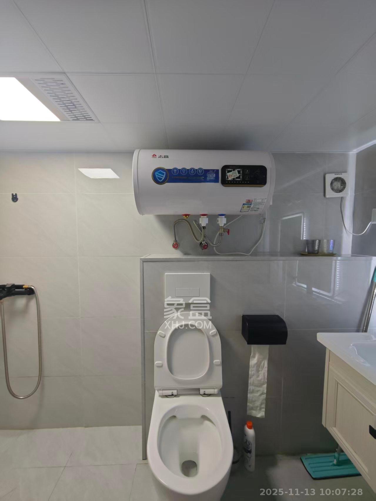 敬天广场  1室0厅0卫    2200.0元/月室内图