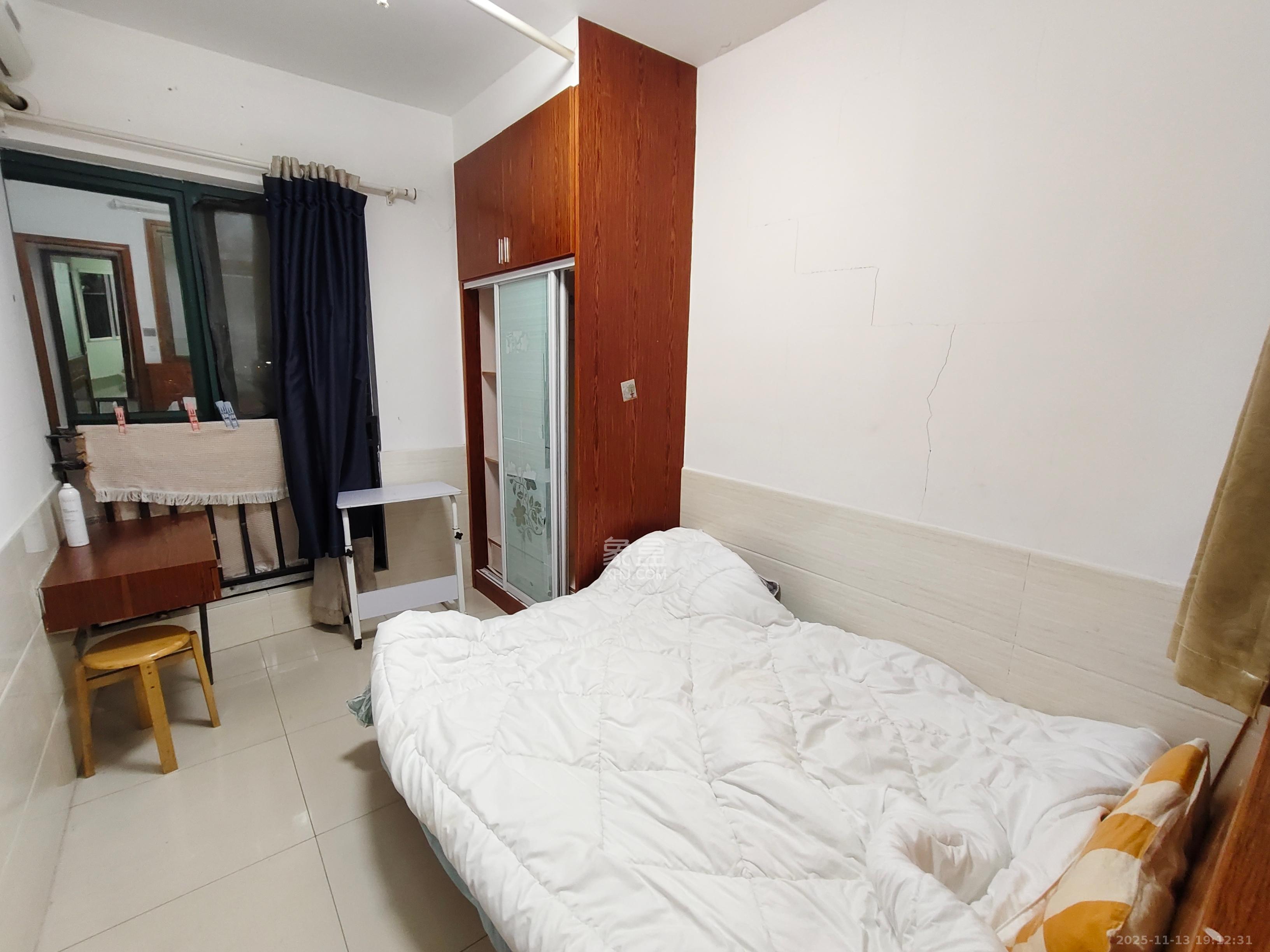 湖韵佳苑  2室1厅1卫    1700.0元/月室内图