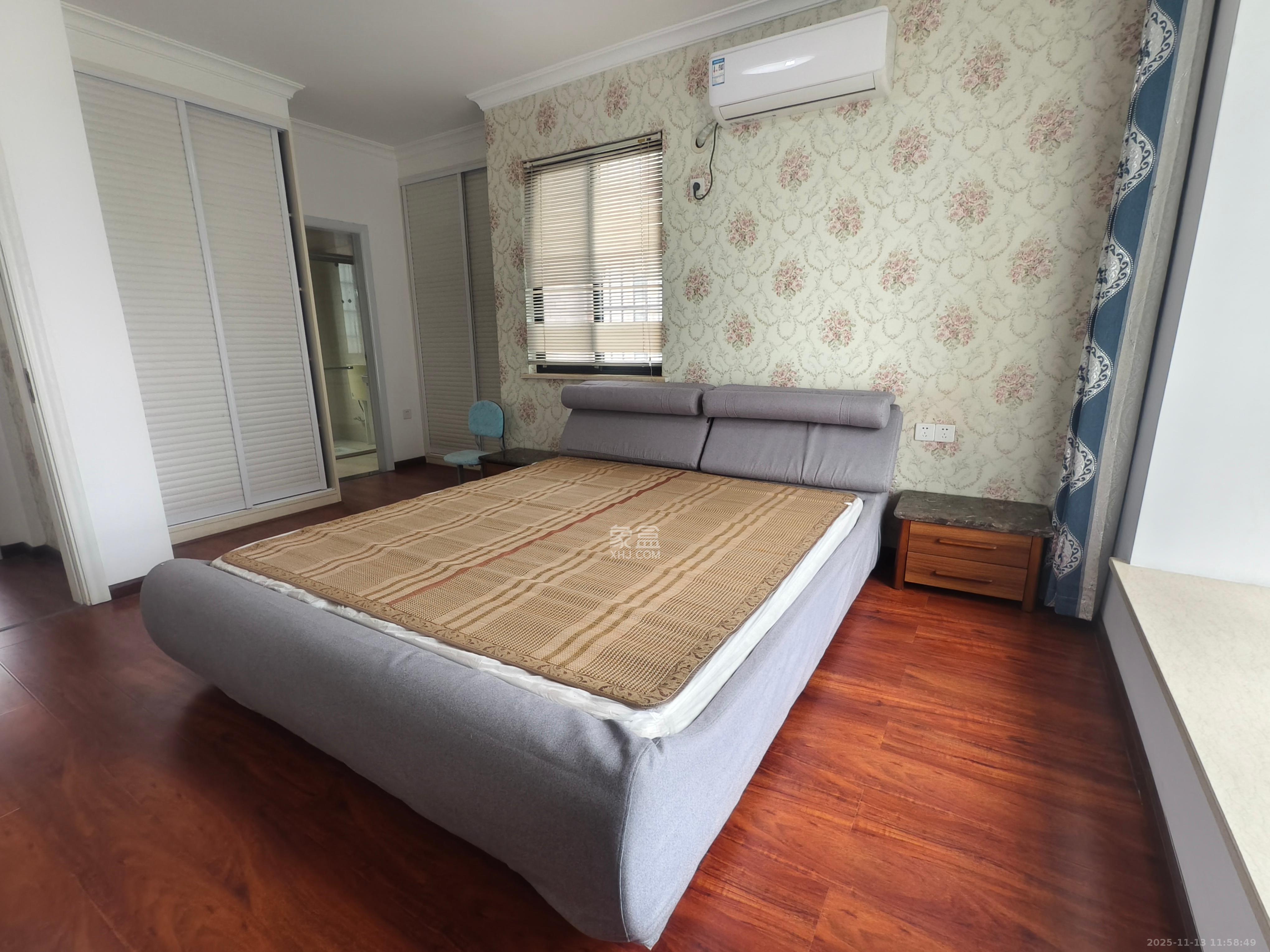 康桥长郡  4室2厅2卫    2600.0元/月室内图