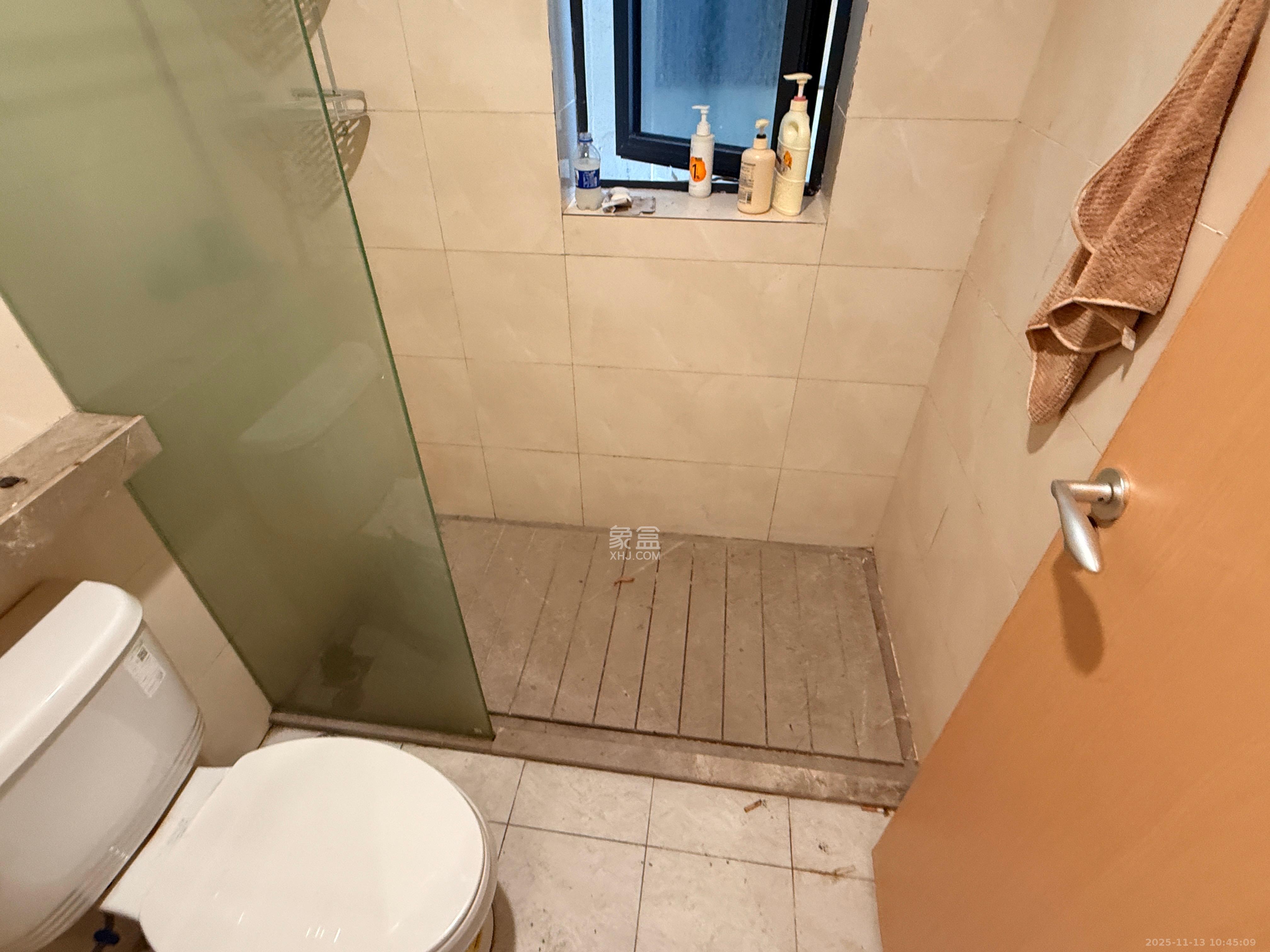 启迪协信中心  2室1厅1卫    2300.0元/月室内图