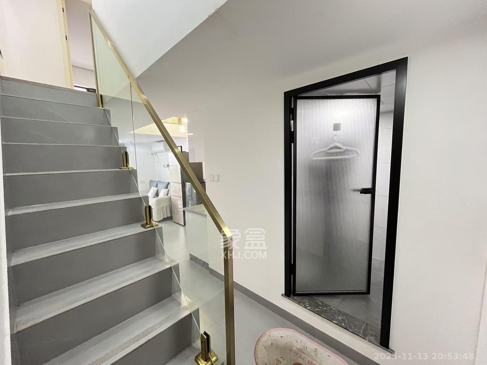 卓越江岸 1室1厅1卫 2000.0元/月 卓越江岸 1室1厅1卫 2000.0元/月室内图