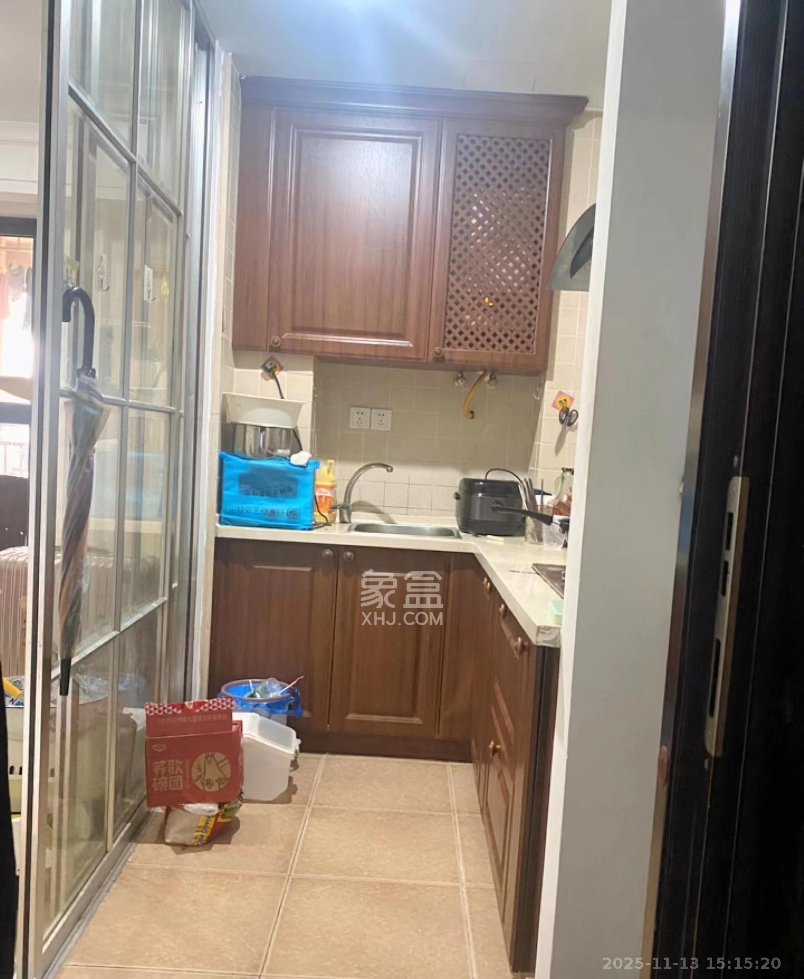 保利城（中航城国际社区、郡原美村）  1室1厅1卫    1400.0元/月室内图