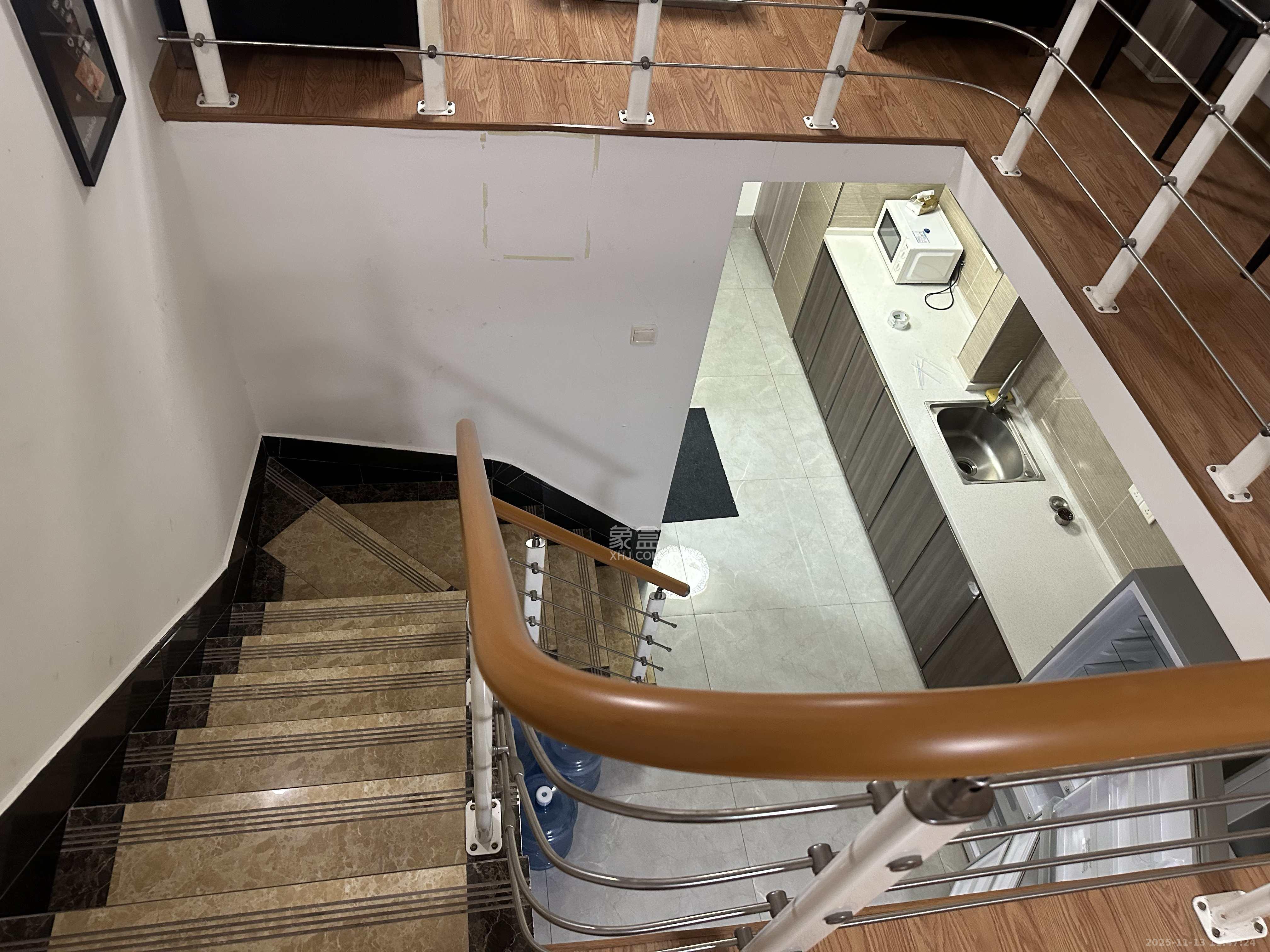 华润置地广场二期 1室1厅1卫 1800.0元/月 华润置地广场二期 1室1厅1卫 1800.0元/月室内图