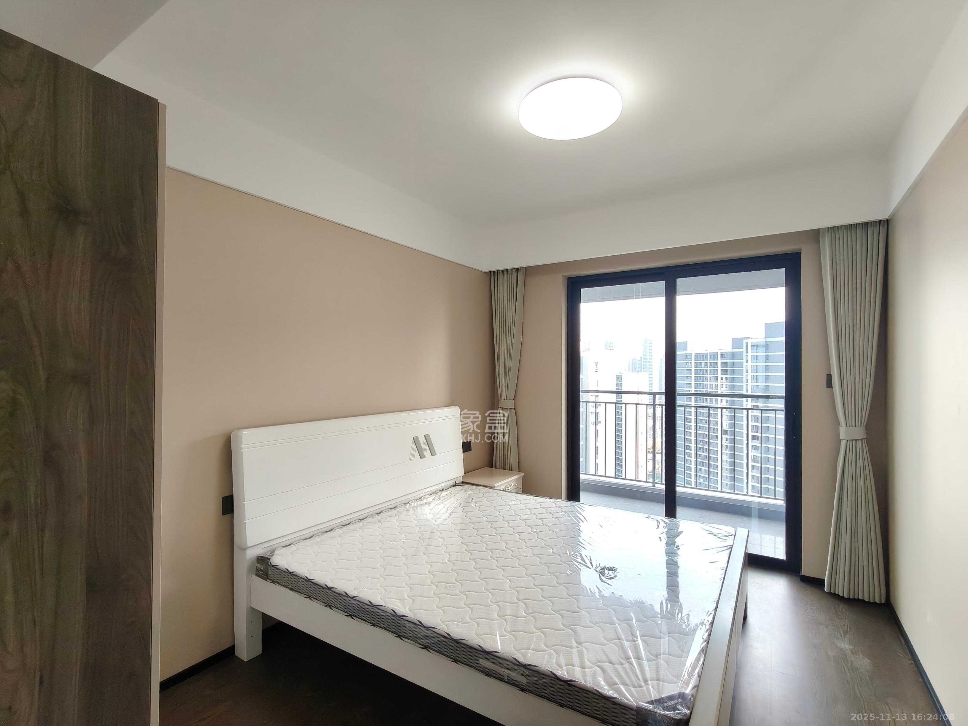 万科森林公园  4室2厅2卫    4000.0元/月室内图