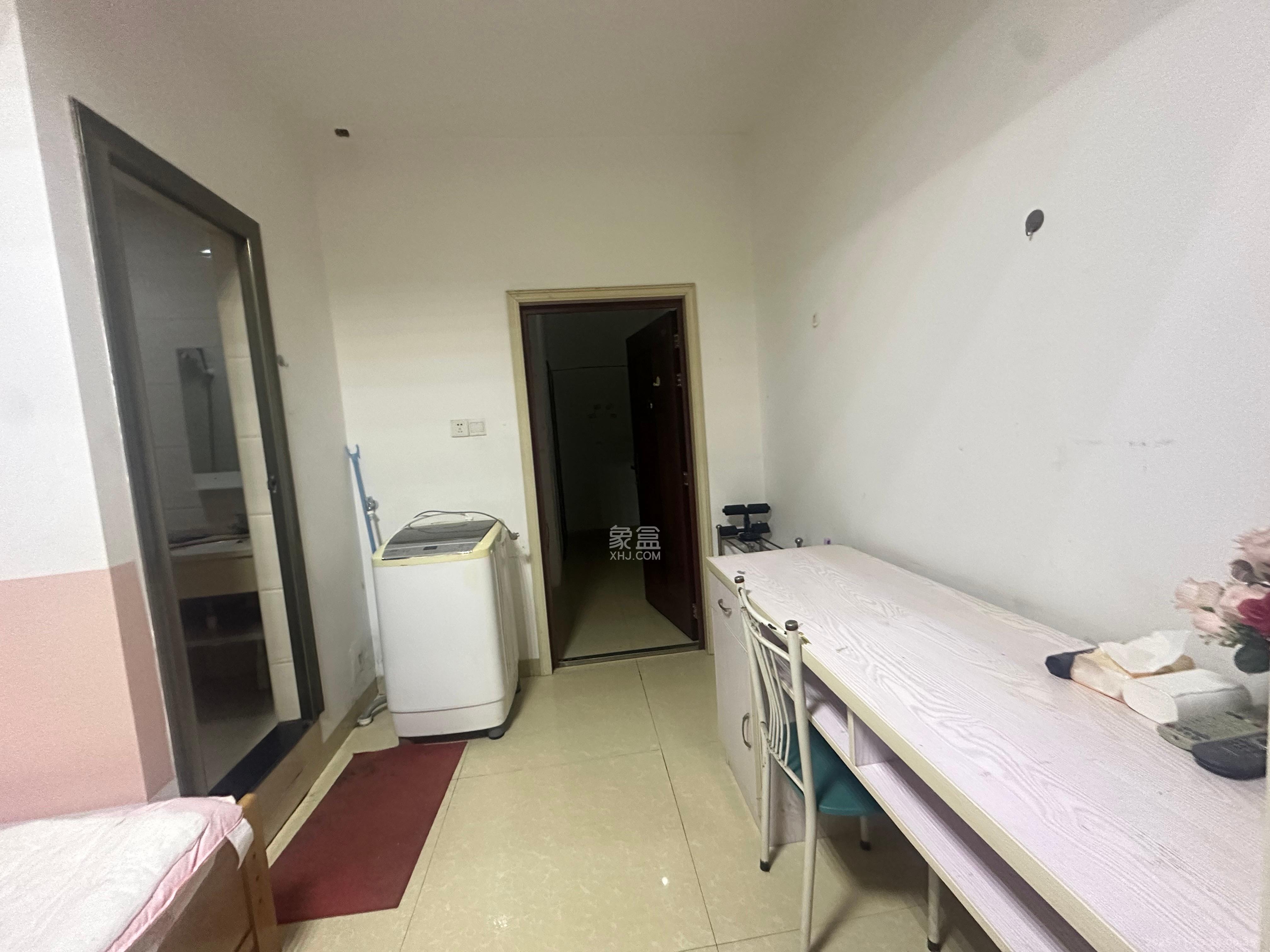 松雅湖畔  1室1厅1卫    750.0元/月室内图