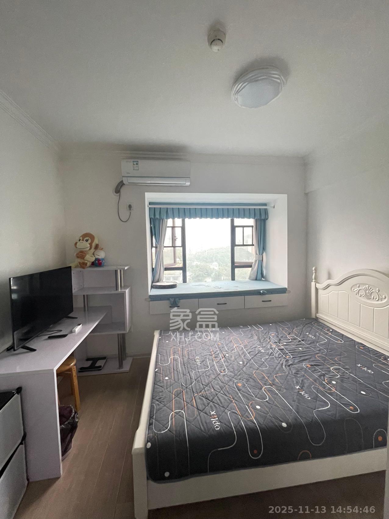 好莱城(弘德西街) 1室1厅1卫 1200.0元/月 好莱城(弘德西街) 1室1厅1卫 1200.0元/月室内图