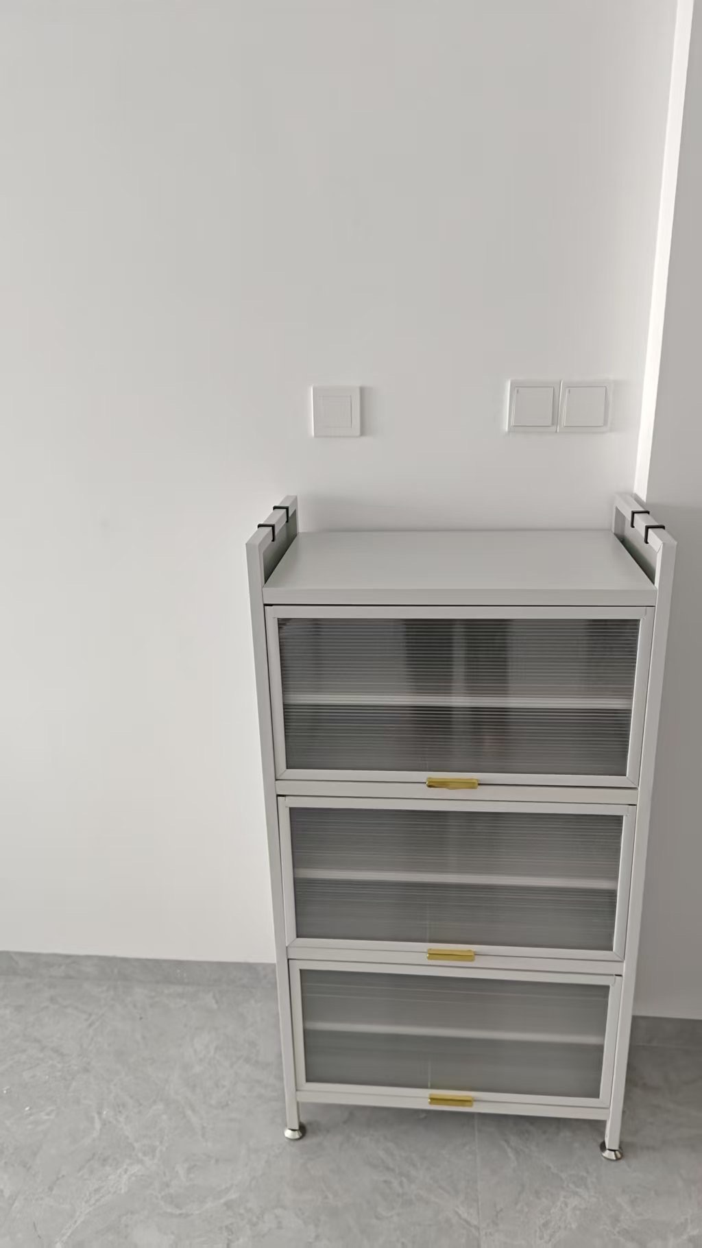 互助小区电梯房  1室0厅0卫    1600.0元/月室内图