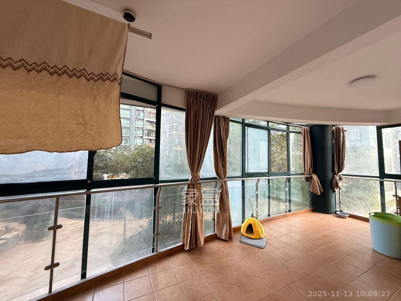 华盛新外滩  3室2厅1卫    3600.0元/月室内图