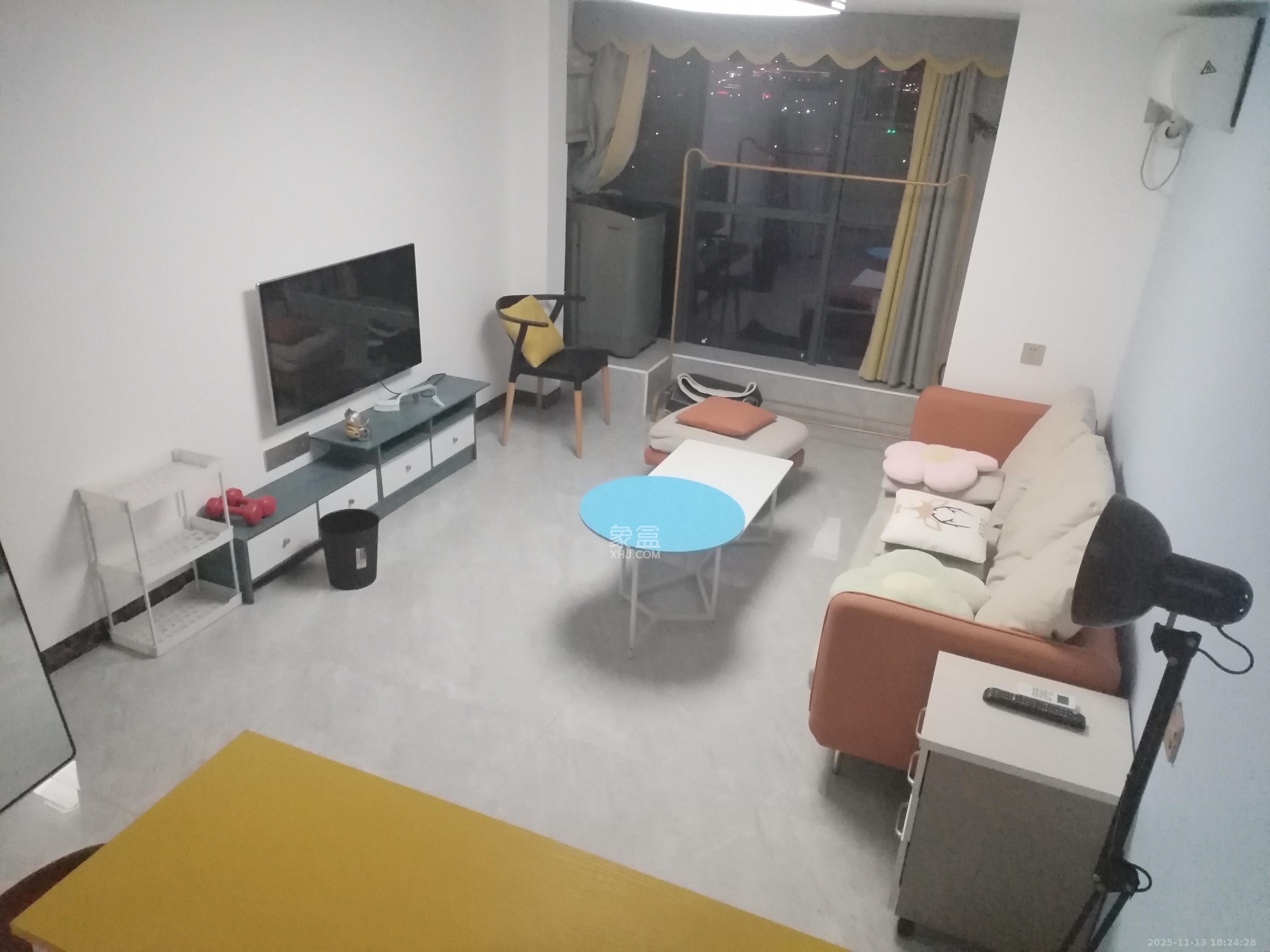 海伦春天  1室1厅1卫    1800.0元/月室内图