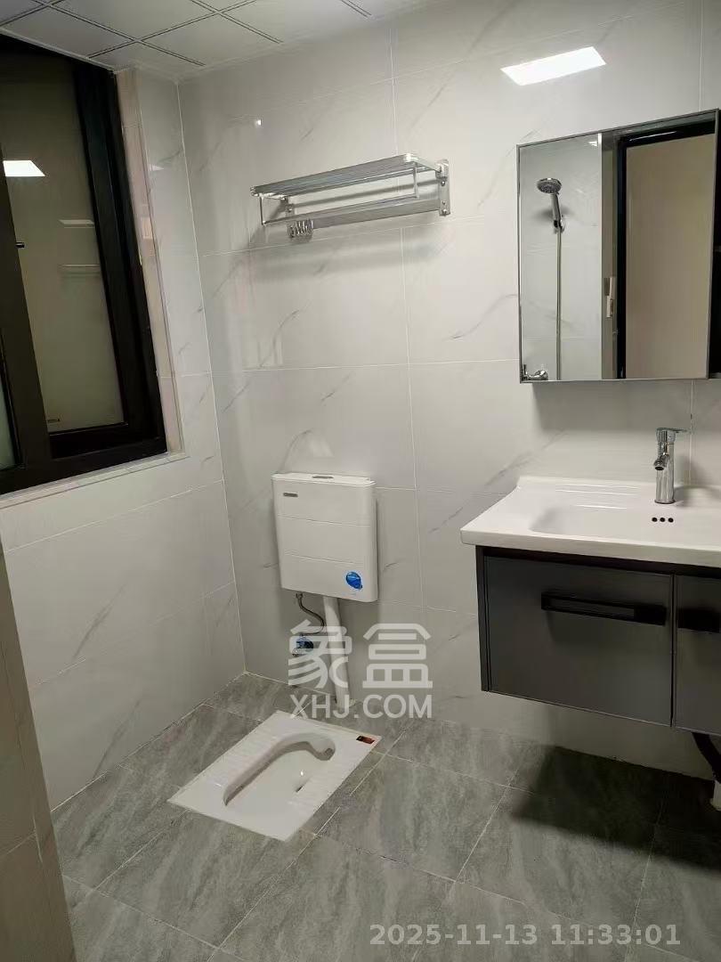 东合新苑 3室1厅2卫 2800.0元/月 东合新苑 3室1厅2卫 2800.0元/月室内图