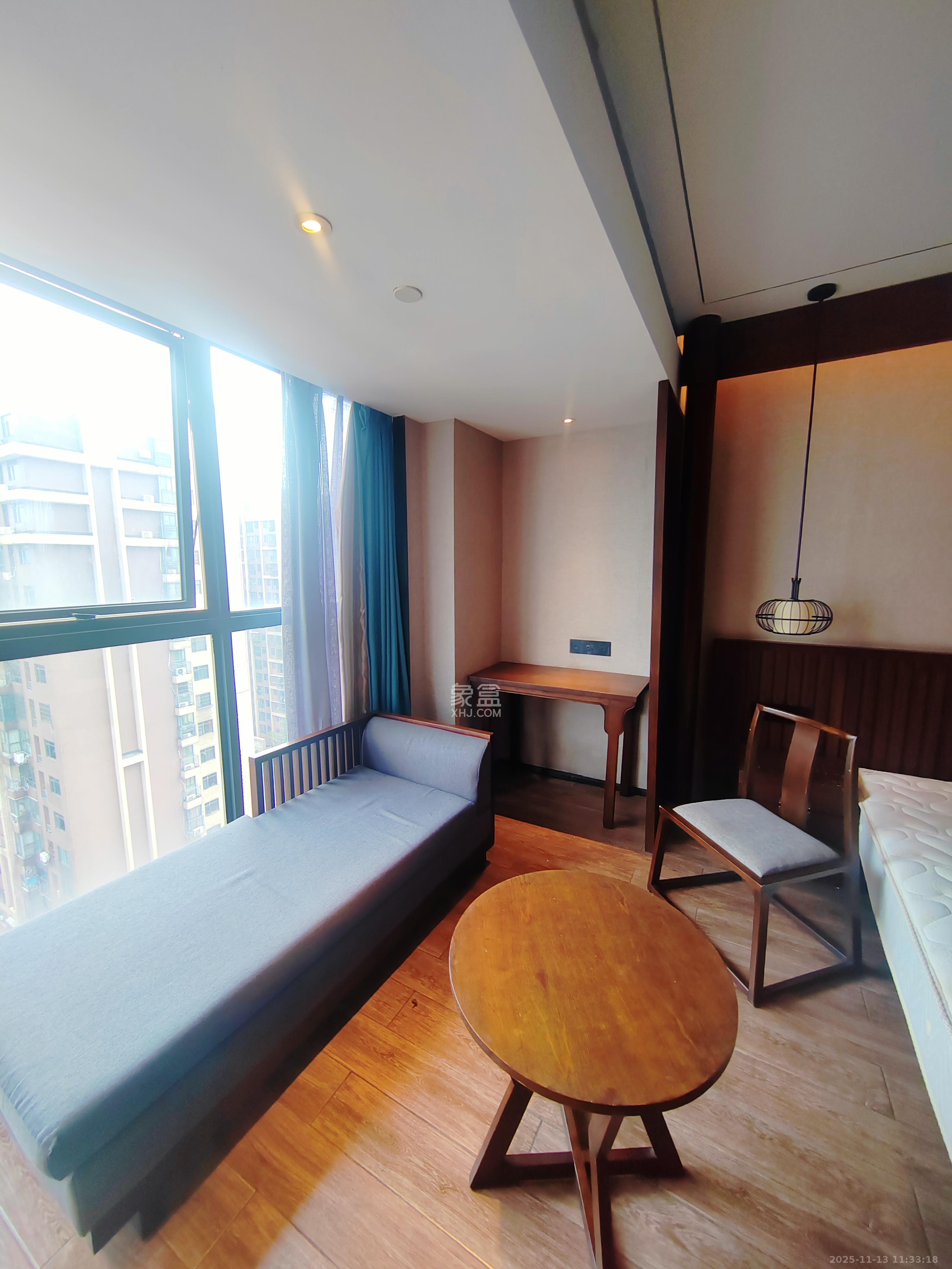 富兴旺角  1室1厅1卫    1200.0元/月