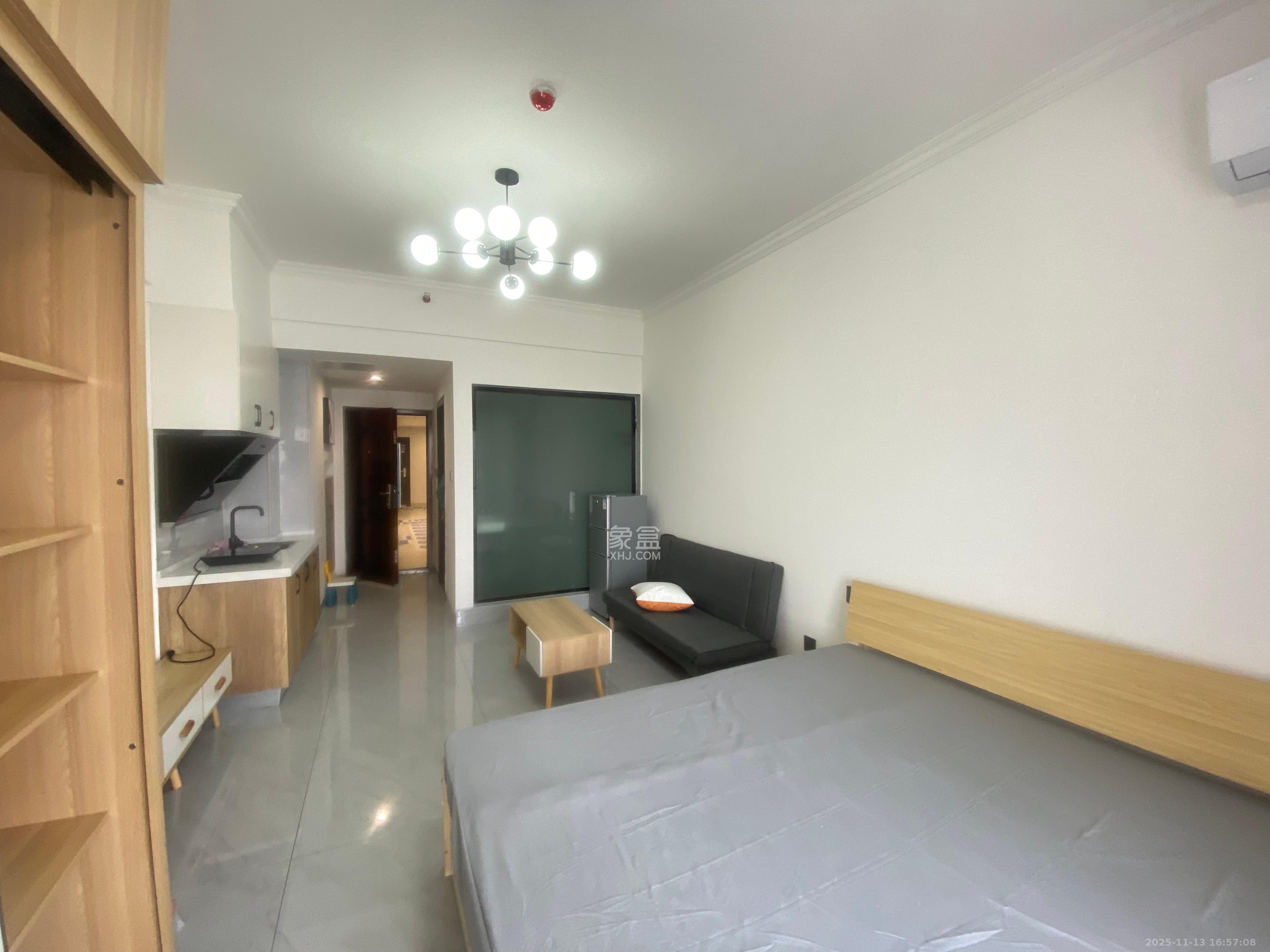 绿洲花园  1室1厅1卫    1800.0元/月室内图