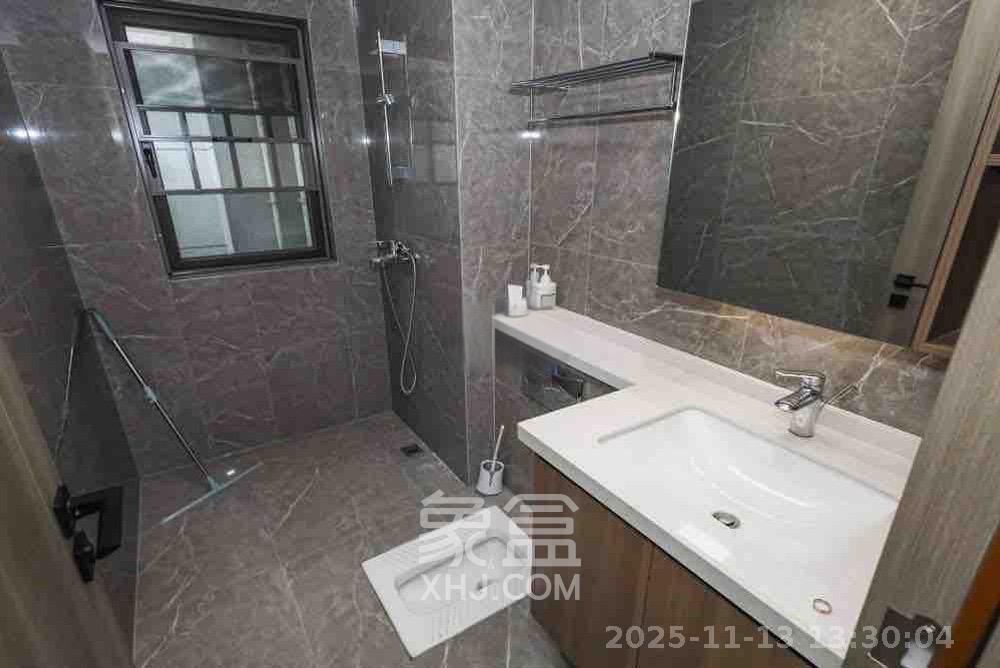 阳光城翡丽云邸  3室2厅2卫    2400.0元/月室内图