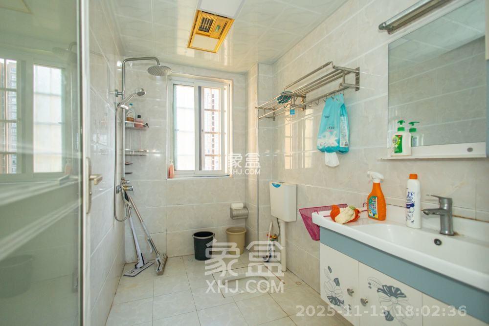 楚天世纪城西苑 3室2厅1卫 2000.0元/月 楚天世纪城西苑 3室2厅1卫 2000.0元/月室内图