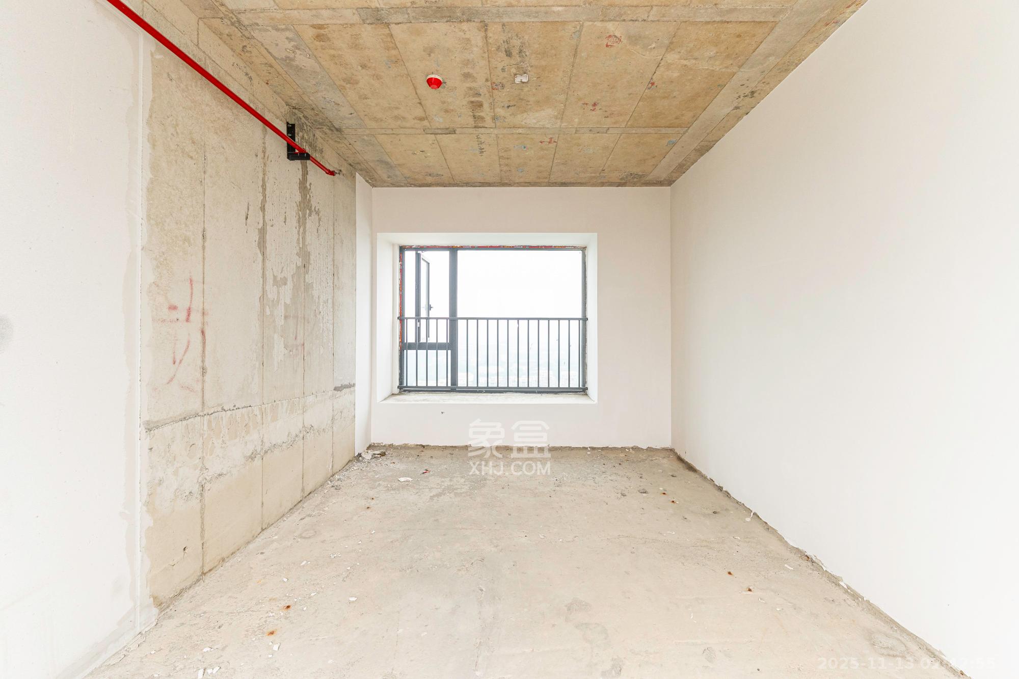 绿地V岛 7室2厅4卫 1280.0万 绿地V岛 7室2厅4卫 1280.0万卧室