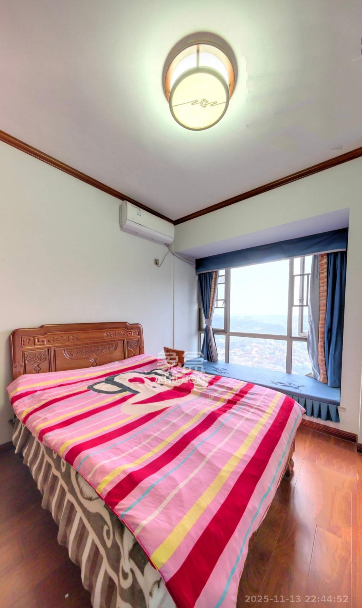 万象府台 4室2厅2卫 5500.0元/月 万象府台 4室2厅2卫 5500.0元/月室内图