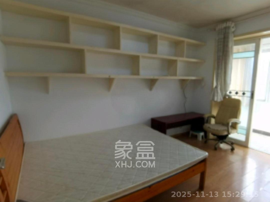 玛依拉山庄  3室2厅1卫    2500.0元/月室内图