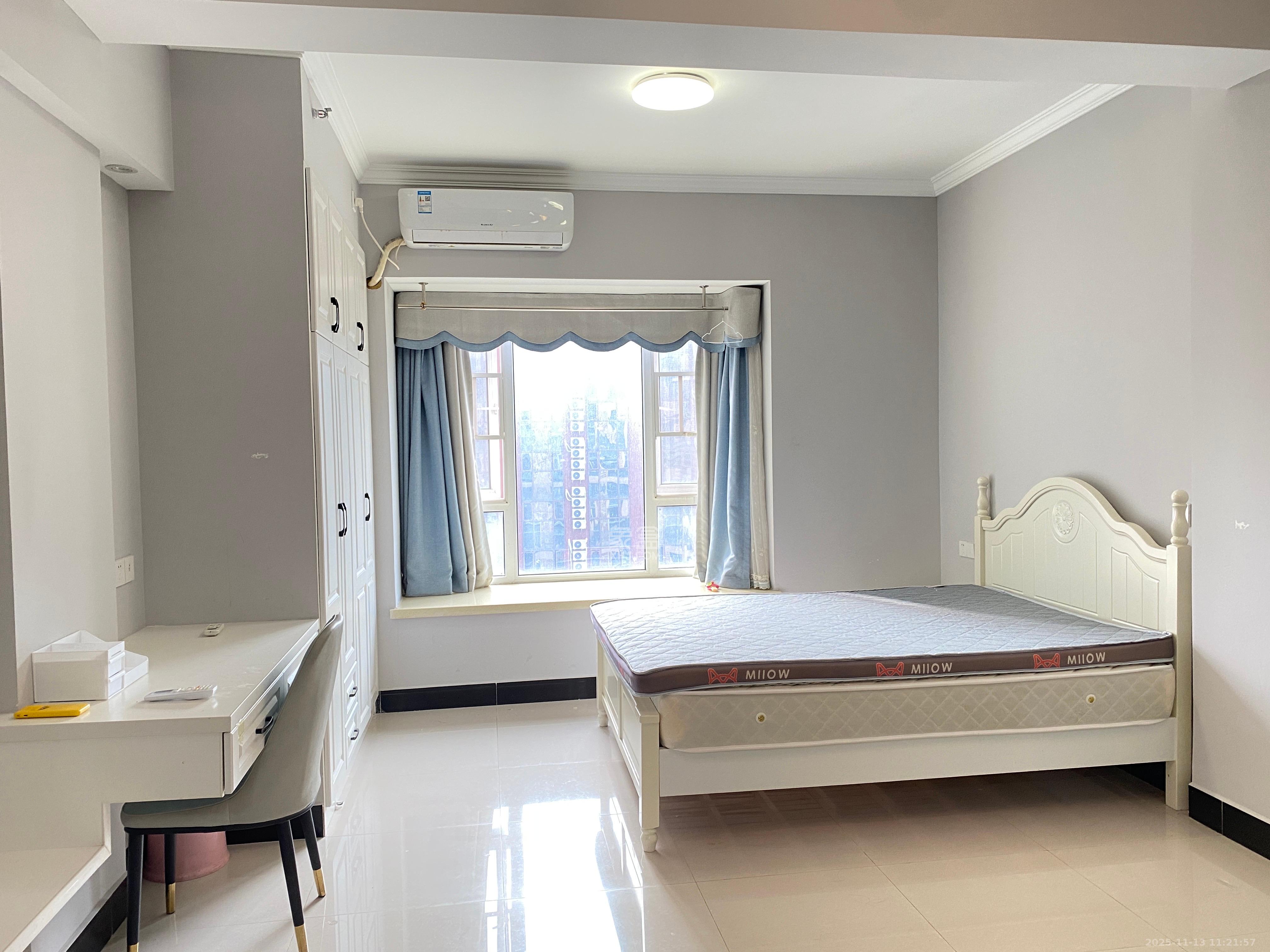 芙蓉万国城MOMA(卓越汇富苑) 1室1厅1卫 1300.0元/月 芙蓉万国城MOMA(卓越汇富苑) 1室1厅1卫 1300.0元/月室内图