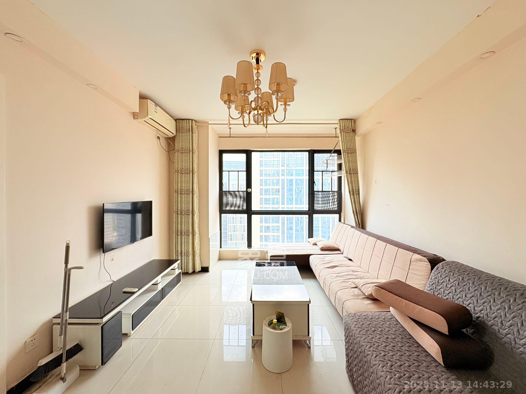 融科东南海  2室1厅1卫    2000.0元/月室内图