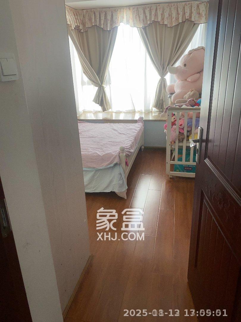 钰龙天下一期  2室2厅1卫    2200.0元/月室内图