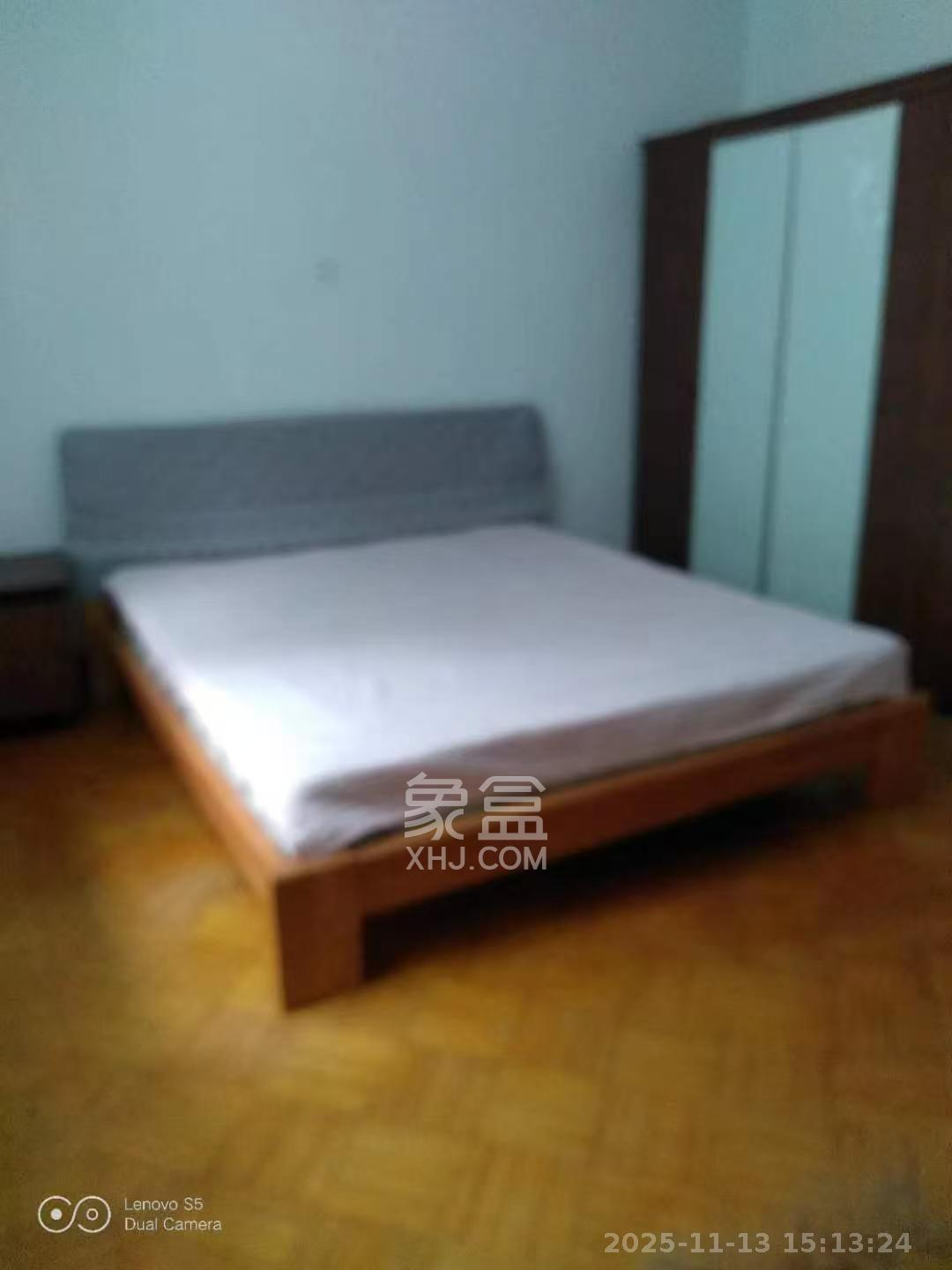 桐荫里社区  2室1厅1卫    2600.0元/月室内图