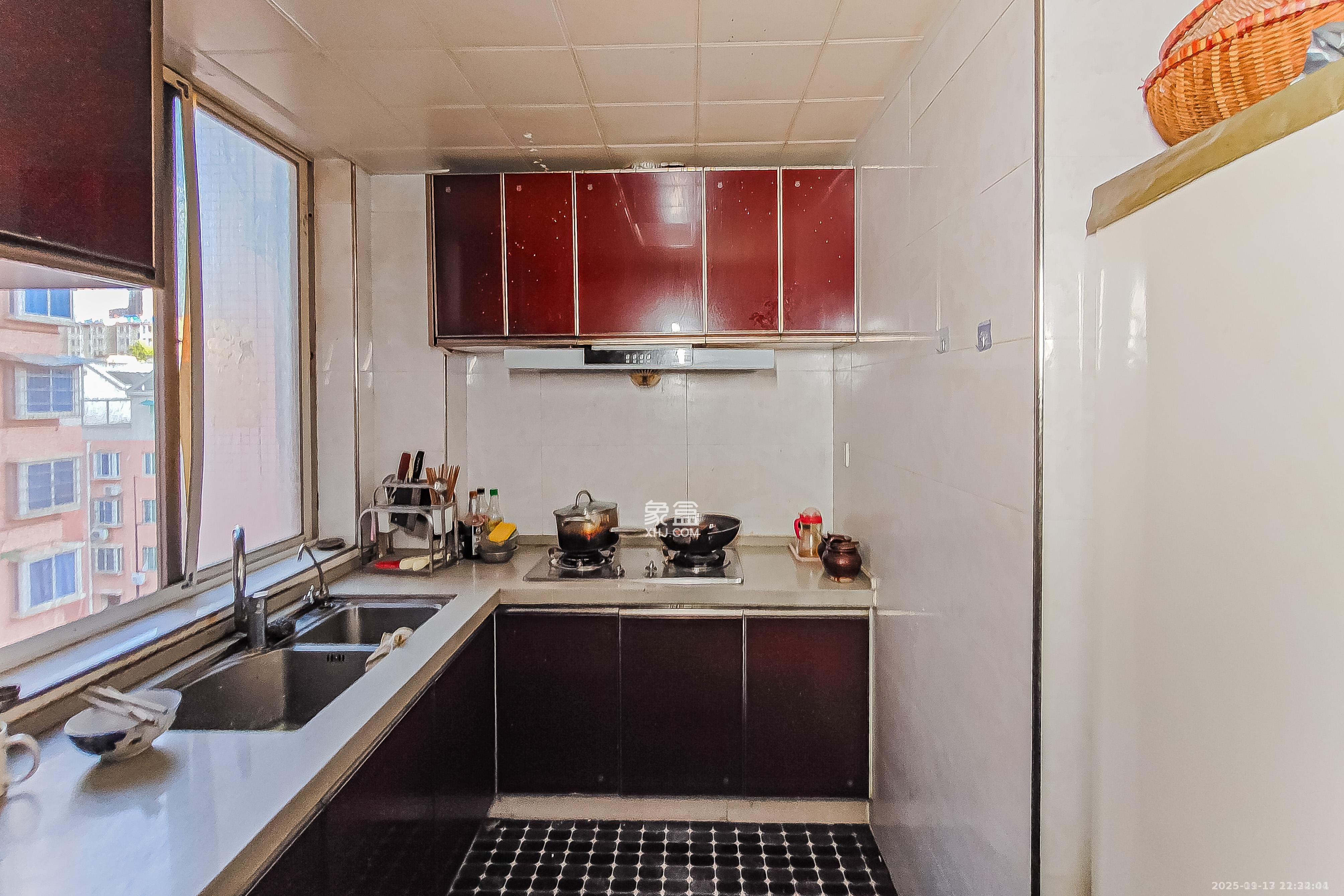 森宇佳园  4室2厅1卫    2500.0元/月室内图