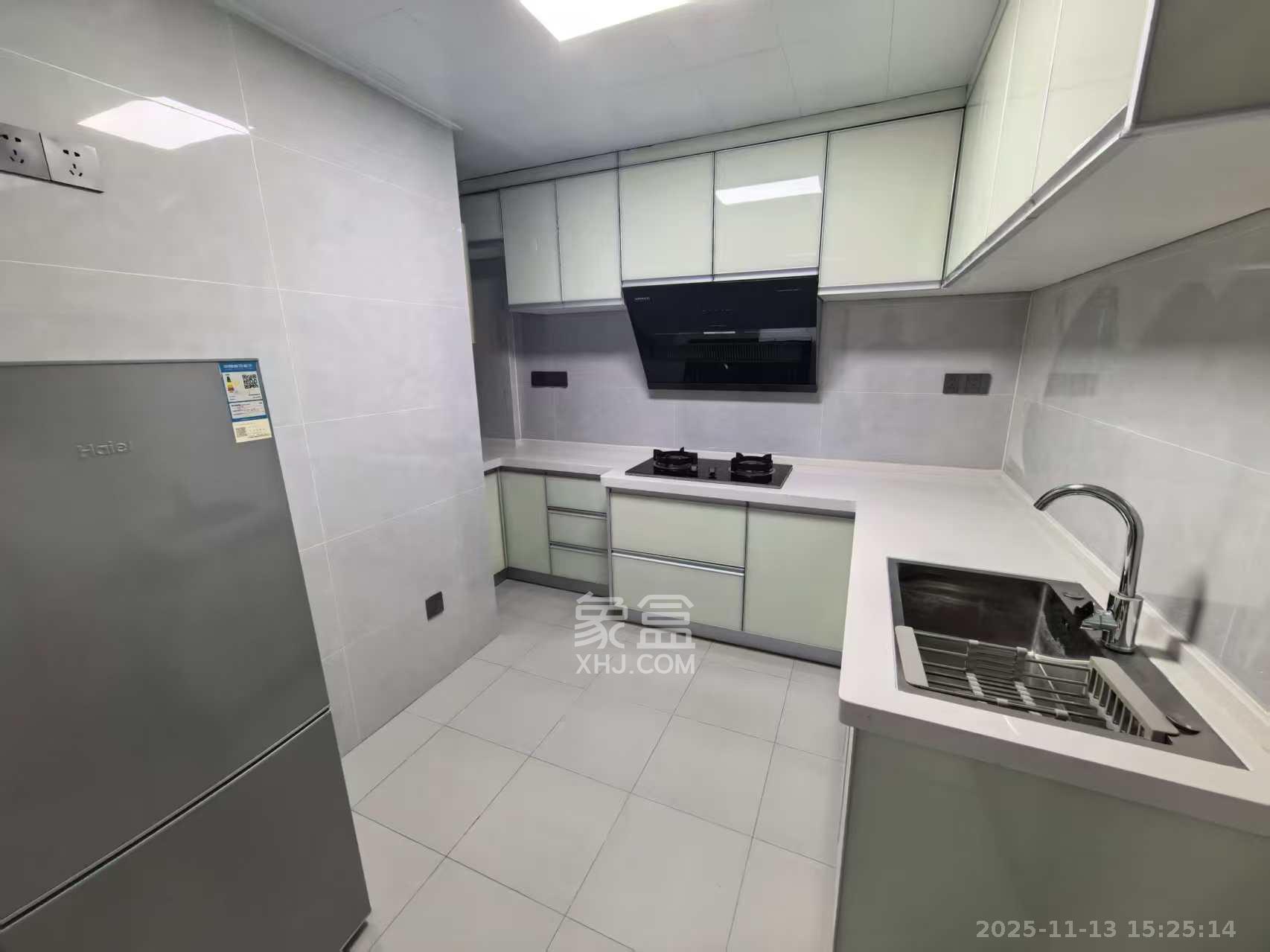 学院新村  2室1厅1卫    3700.0元/月室内图