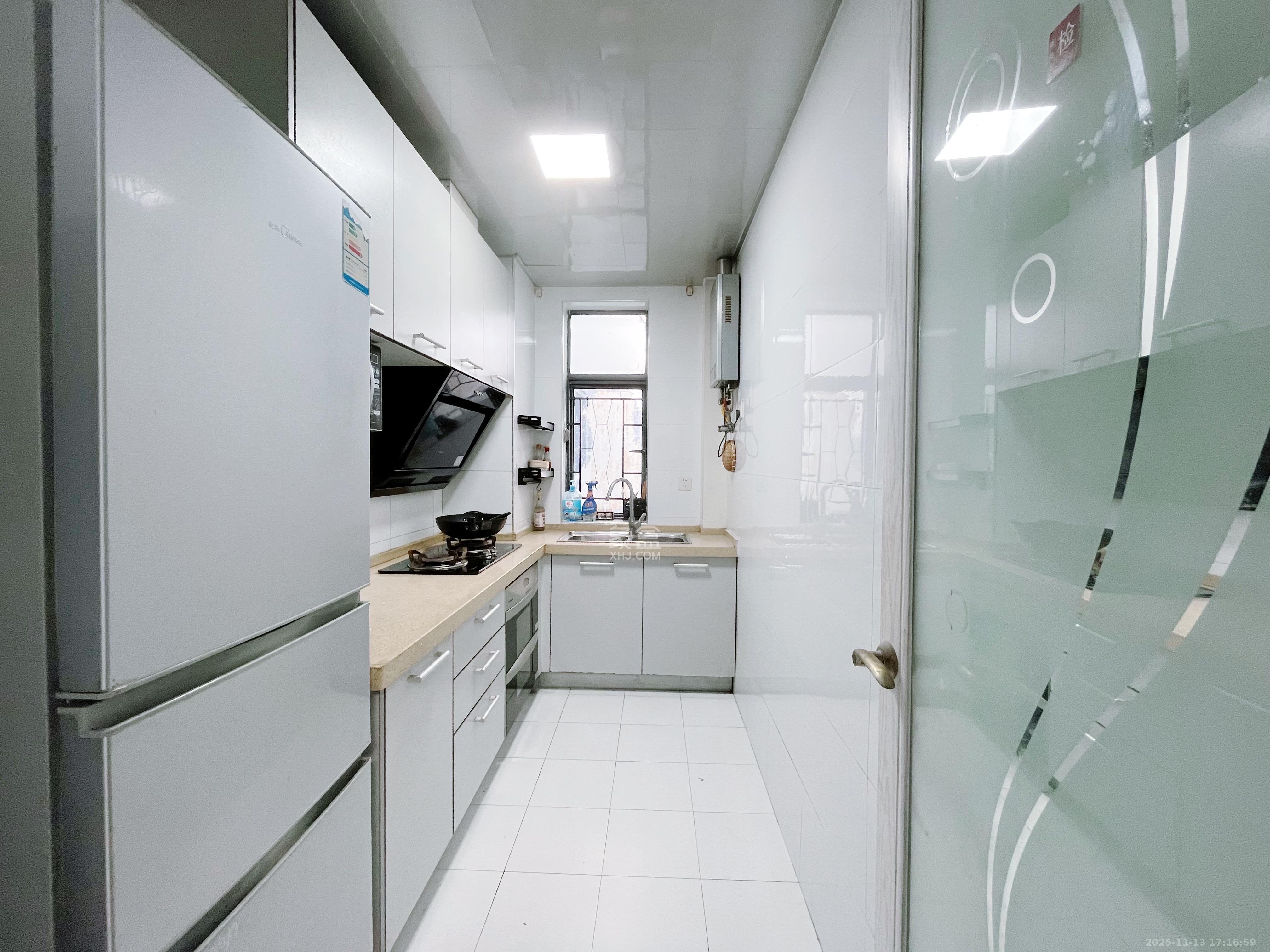 恒基凯旋门一二期  2室1厅1卫    1700.0元/月室内图