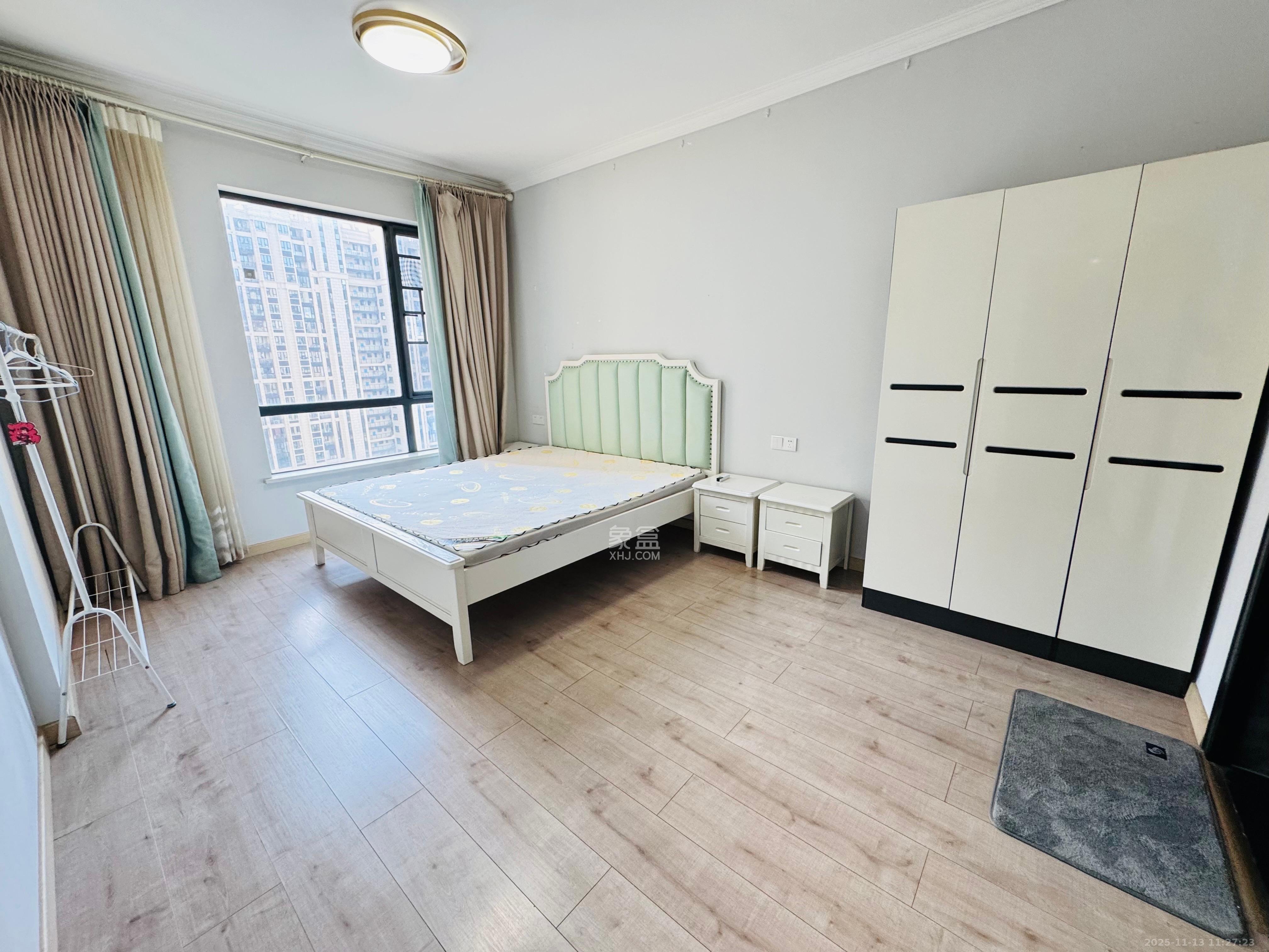 乾城（兴旺乾城）  4室2厅2卫    3600.0元/月室内图