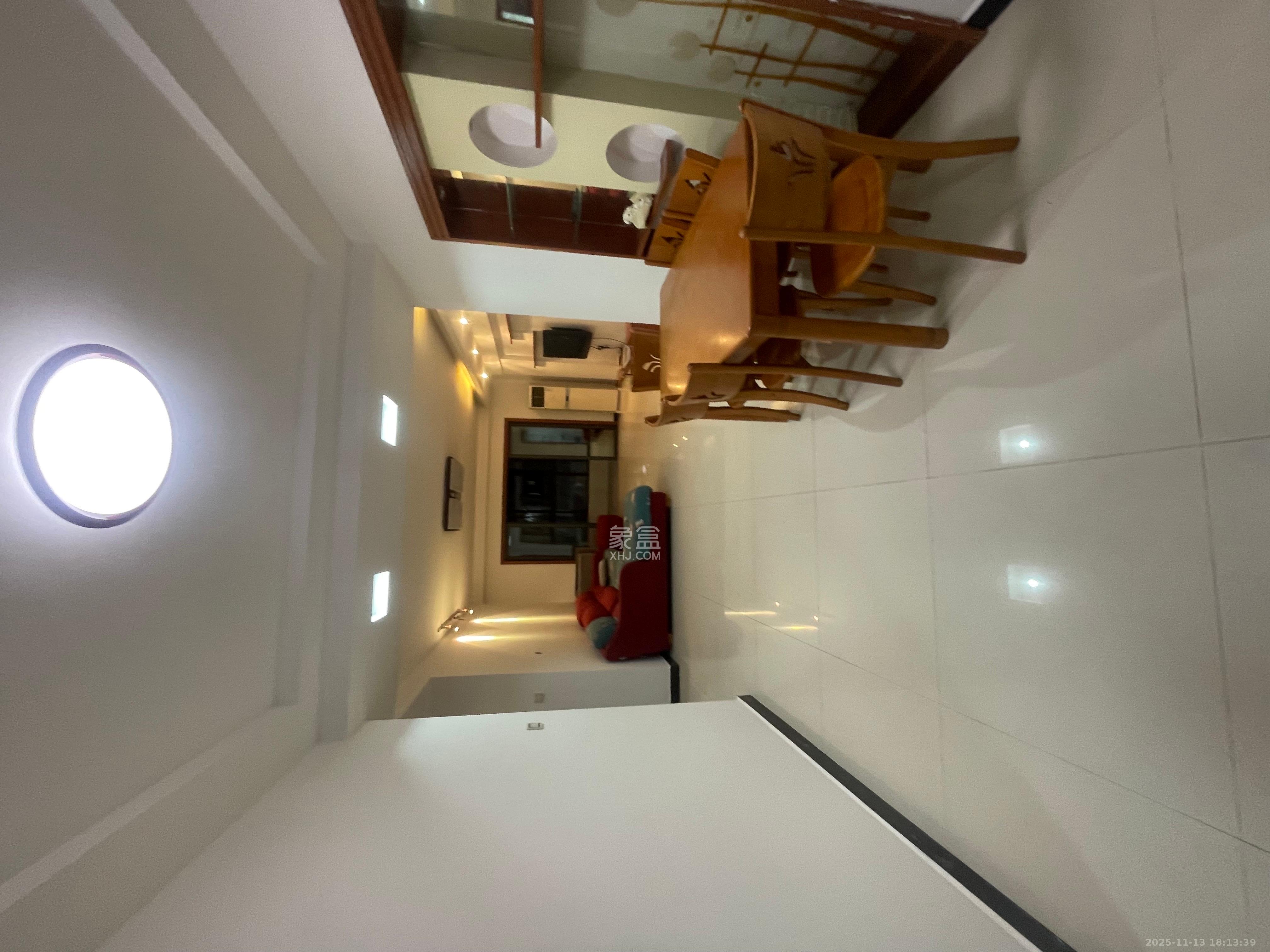 西子花苑 3室2厅2卫 2800.0元/月 西子花苑 3室2厅2卫 2800.0元/月室内图