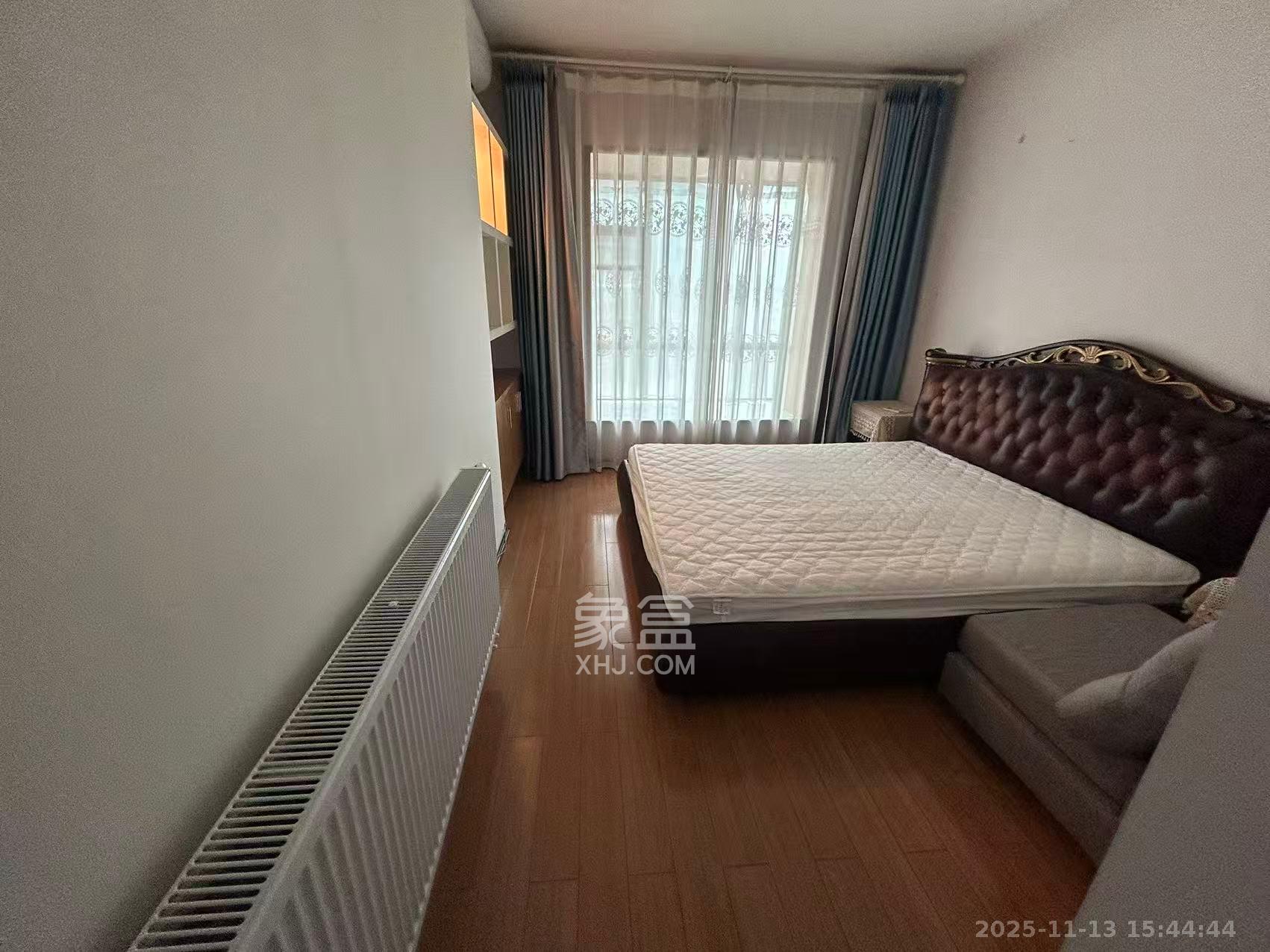 梦泽园  3室2厅2卫    4200.0元/月室内图