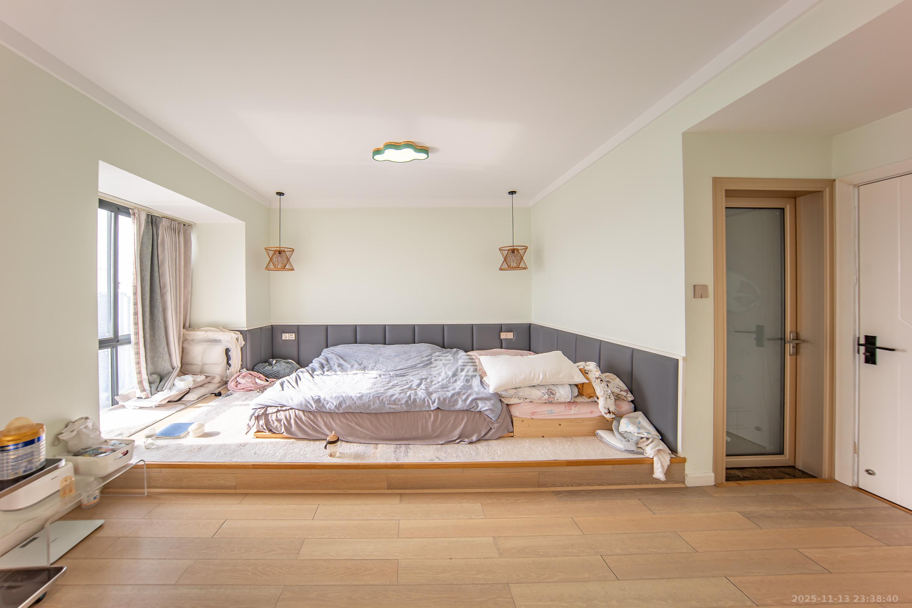 兰亭湾畔 3室2厅2卫 150.0万 兰亭湾畔 3室2厅2卫 150.0万卧室