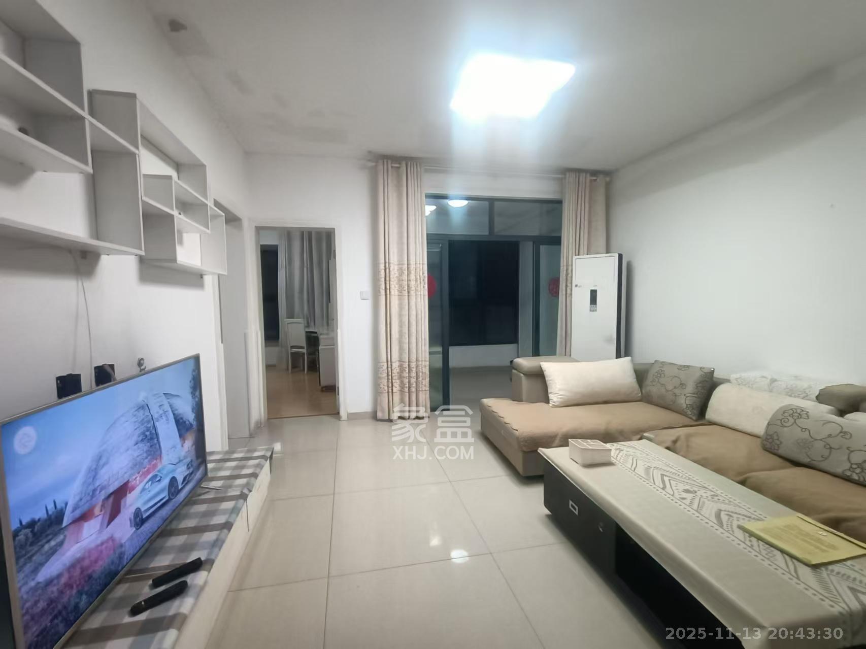 湘府9号  2室1厅1卫    2400.0元/月室内图