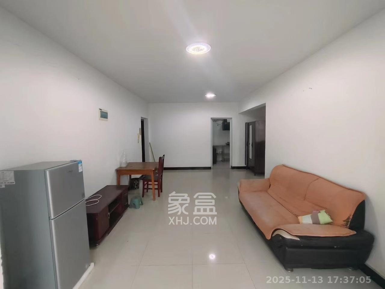 麓谷锦和园  3室2厅1卫    2200.0元/月室内图1