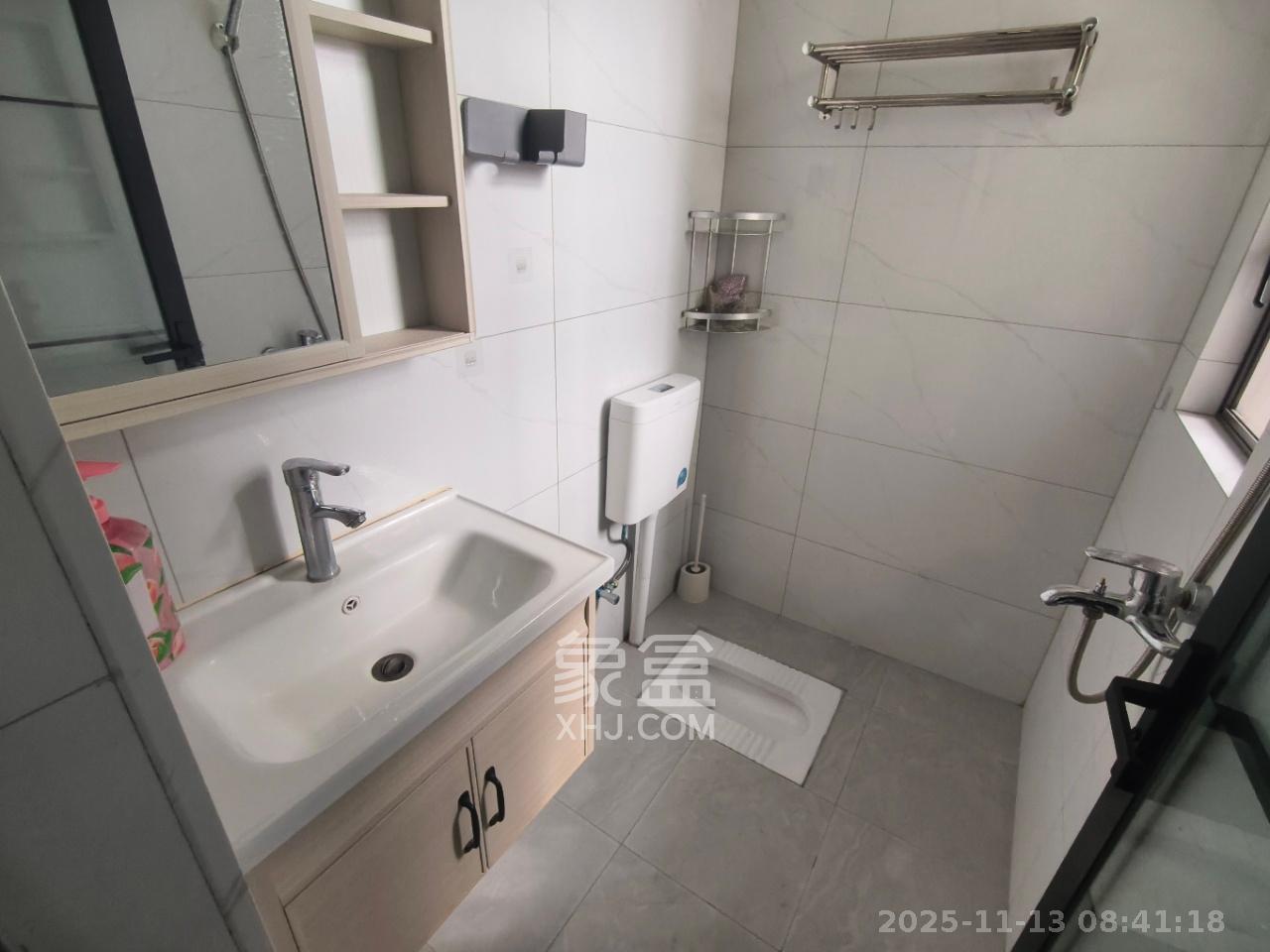 金桂小区二期  2室1厅1卫    1700.0元/月室内图