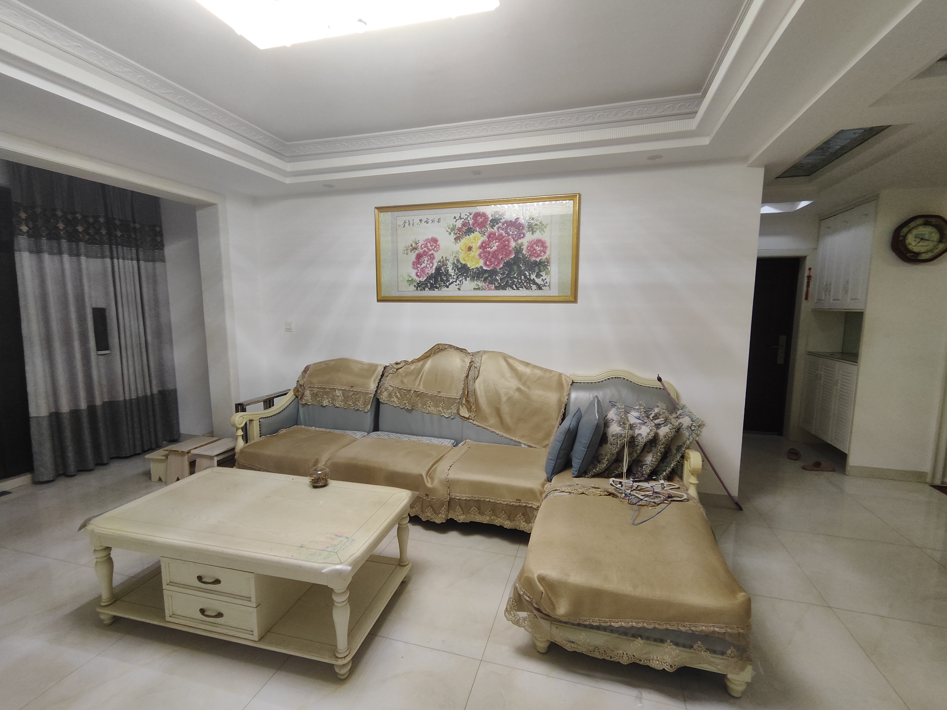 长湖峰境  1室0厅0卫    2100.0元/月室内图