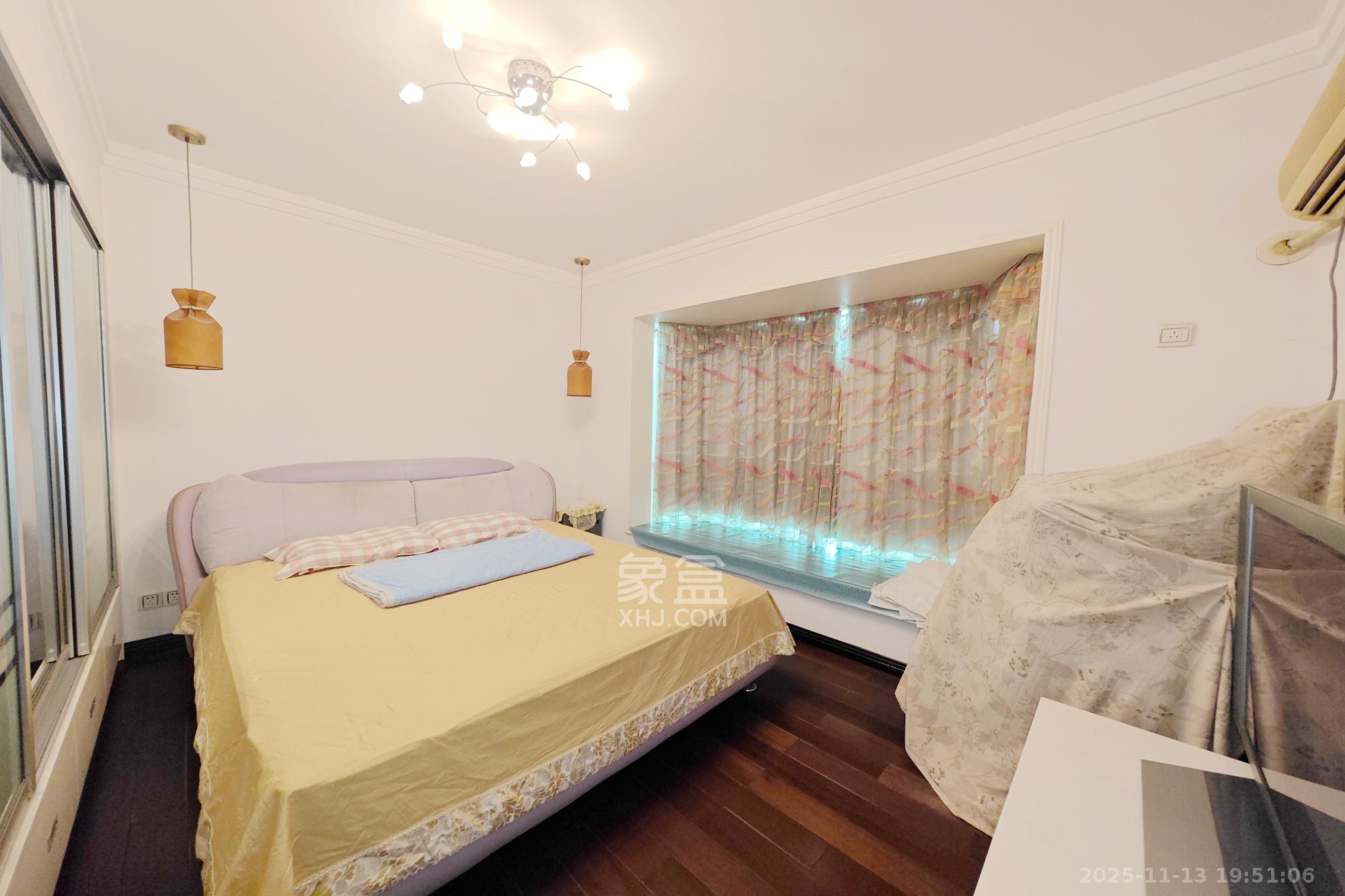 名都花园 3室2厅2卫 86.0万 名都花园 3室2厅2卫 86.0万卧室