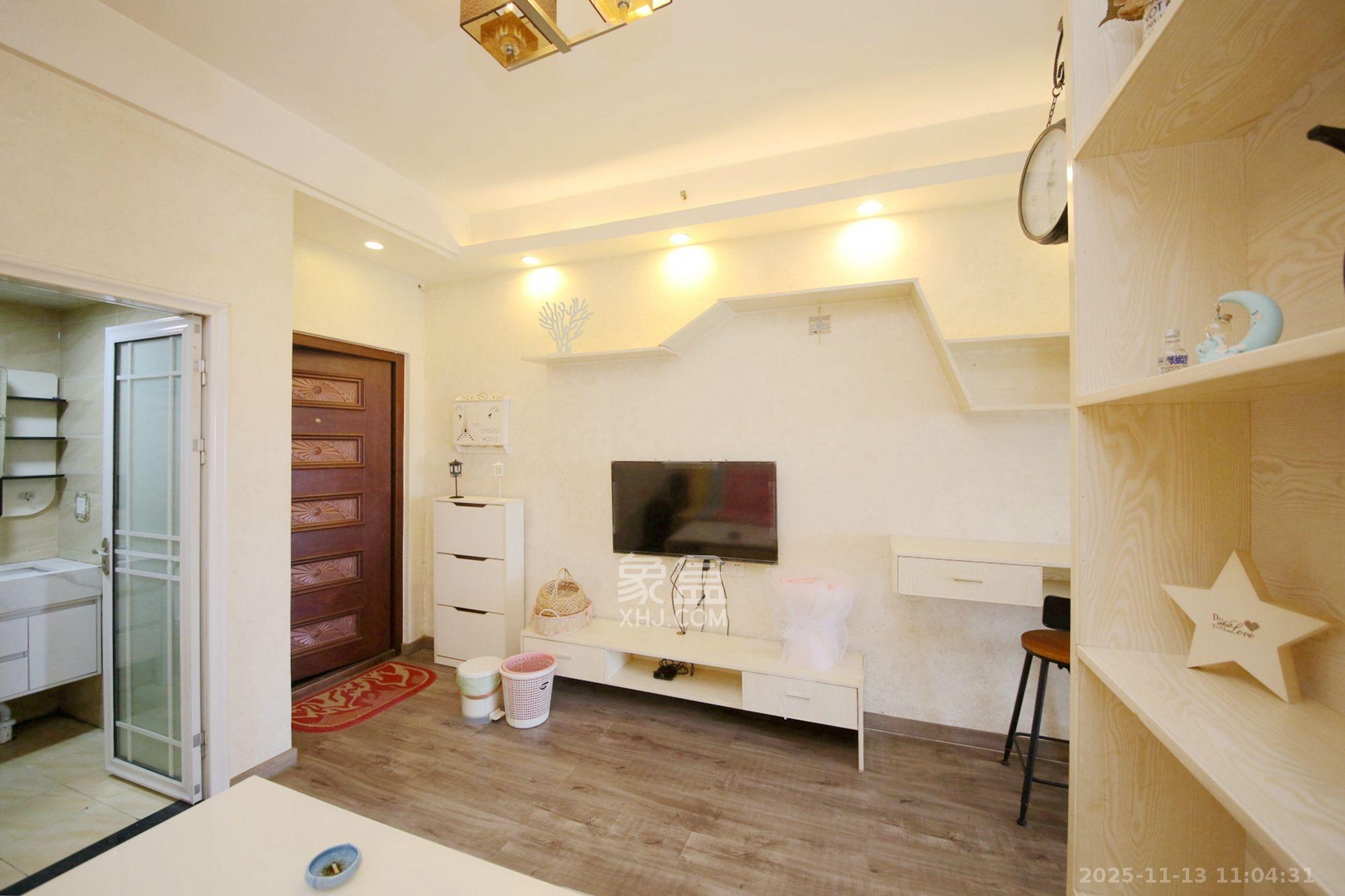 上城金都  1室1厅1卫    2500.0元/月室内图