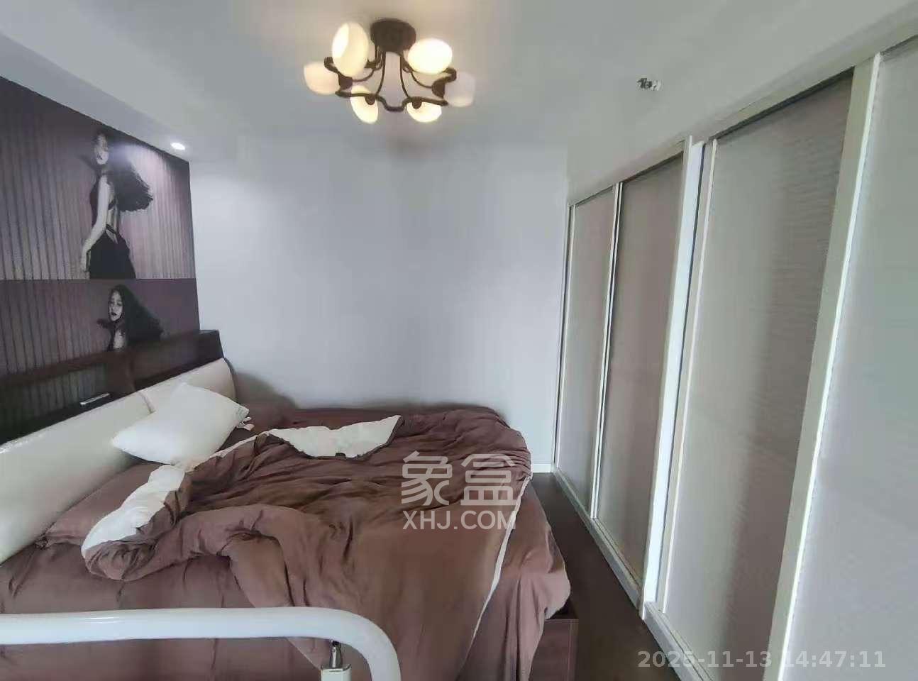 金色loft(鑫秋大厦) 1室1厅1卫 2200.0元/月 金色loft(鑫秋大厦) 1室1厅1卫 2200.0元/月室内图