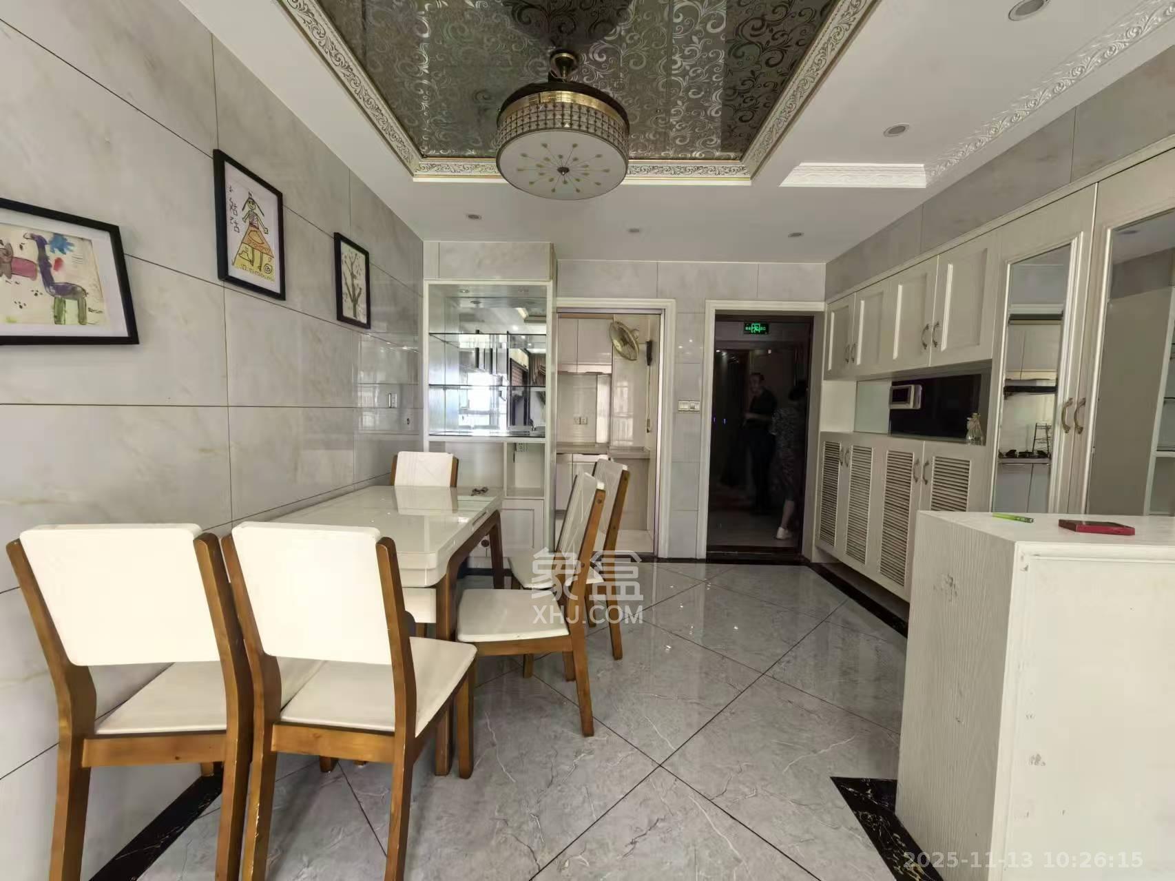 乾源国际  3室2厅1卫    2000.0元/月室内图