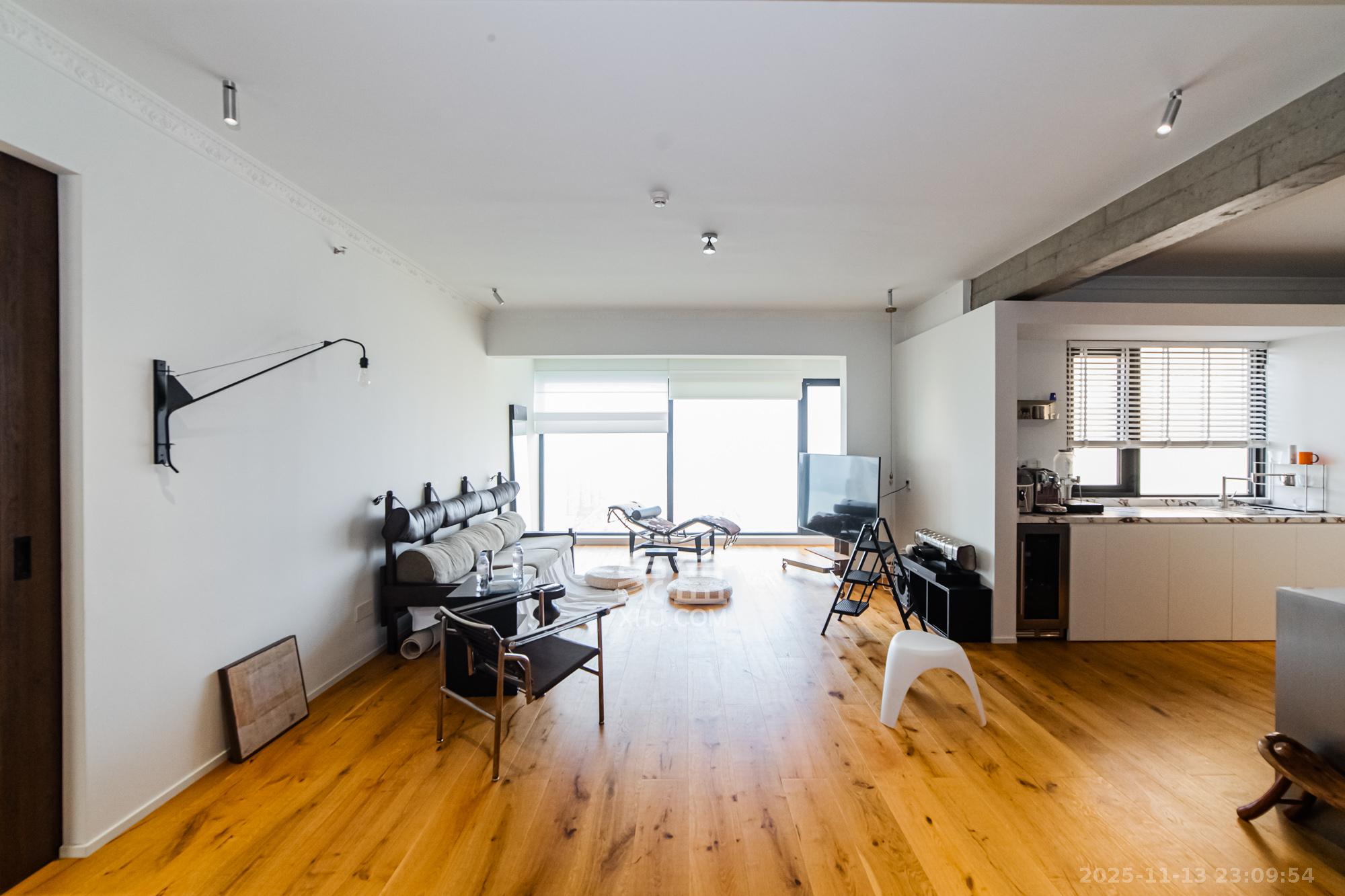 北辰三角洲C3区 1室0厅0卫 246.0万 北辰三角洲C3区 1室0厅0卫 246.0万客厅