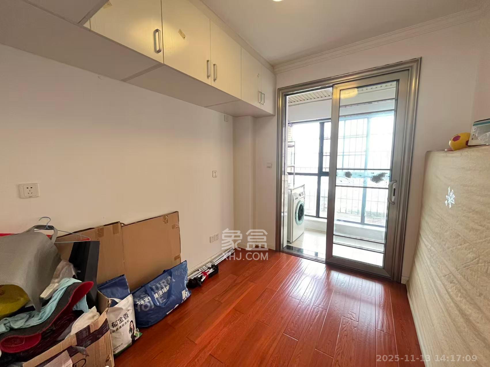 兰亭湾畔 4室2厅2卫 3000.0元/月 兰亭湾畔 4室2厅2卫 3000.0元/月室内图