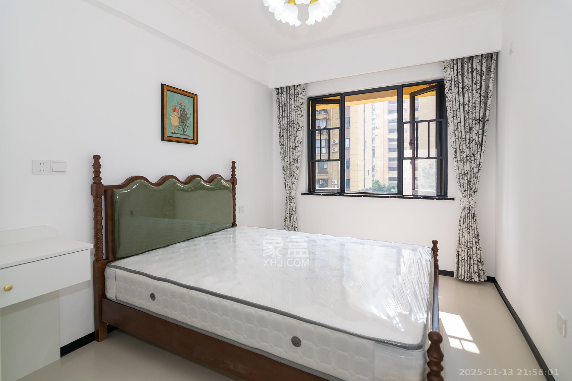 澳海谷山府 3室2厅2卫 76.8万 澳海谷山府 3室2厅2卫 76.8万卧室