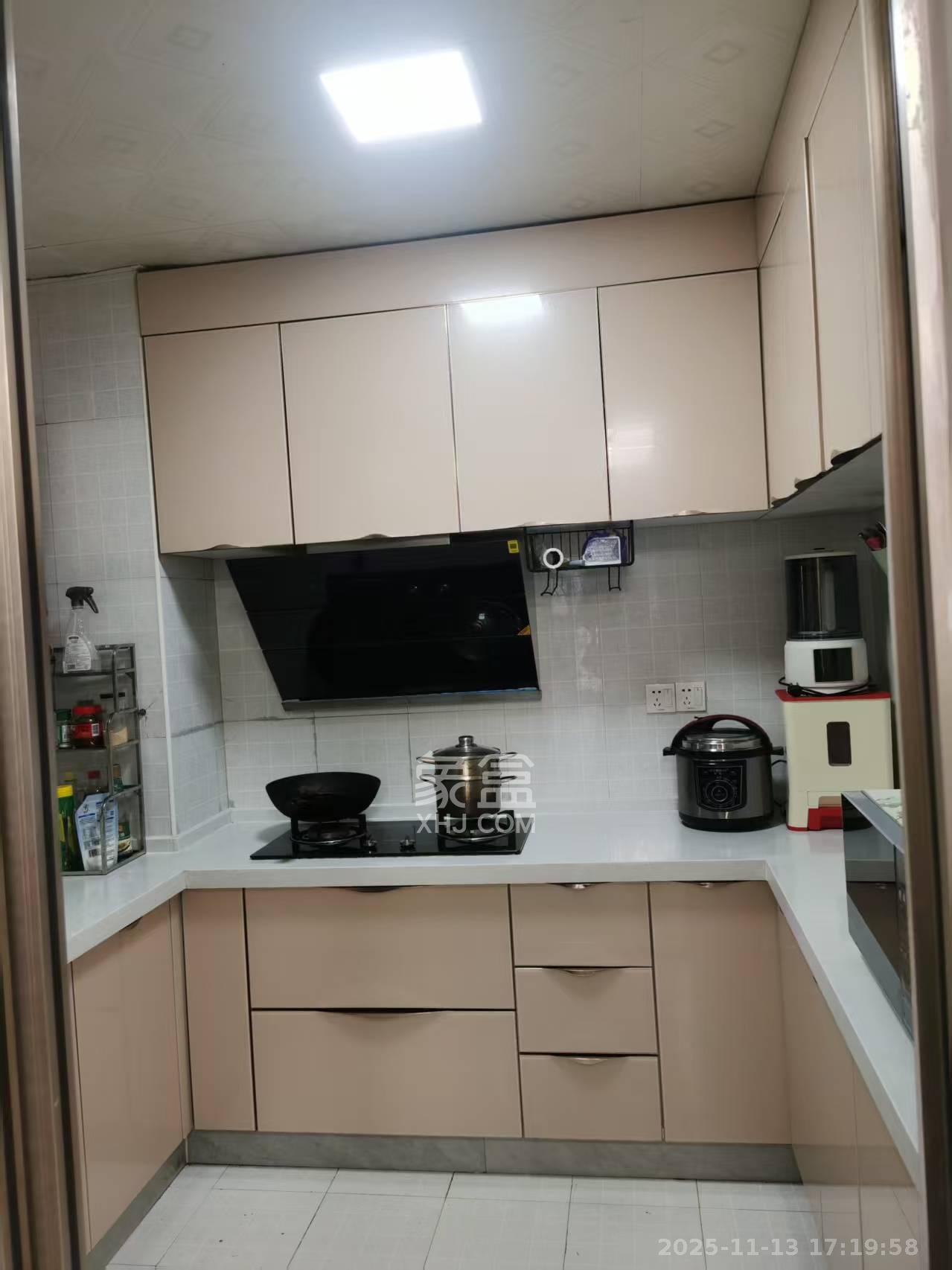 华盛世纪新城 2室2厅1卫 2200.0元/月 华盛世纪新城 2室2厅1卫 2200.0元/月室内图