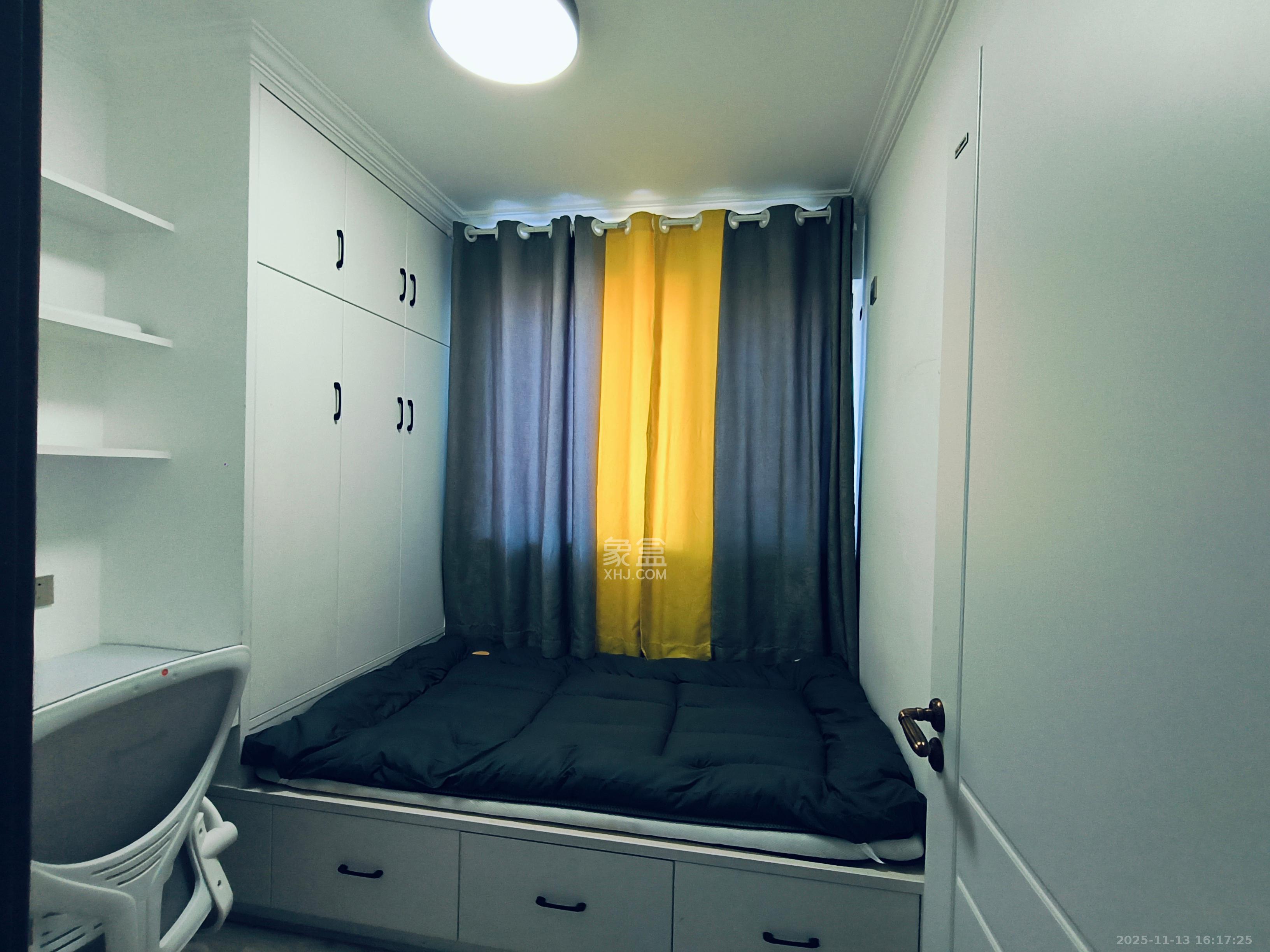 海德公园  3室2厅1卫    2250.0元/月室内图