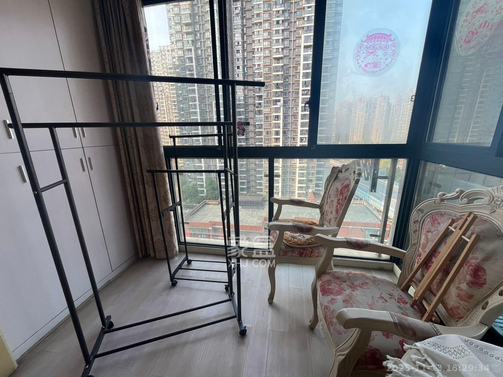 湘江世纪城豪江苑 2室2厅1卫 1900.0元/月 湘江世纪城豪江苑 2室2厅1卫 1900.0元/月室内图