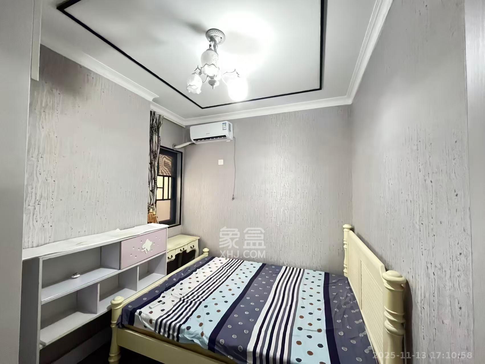 东合新苑  3室1厅1卫    2400.0元/月室内图