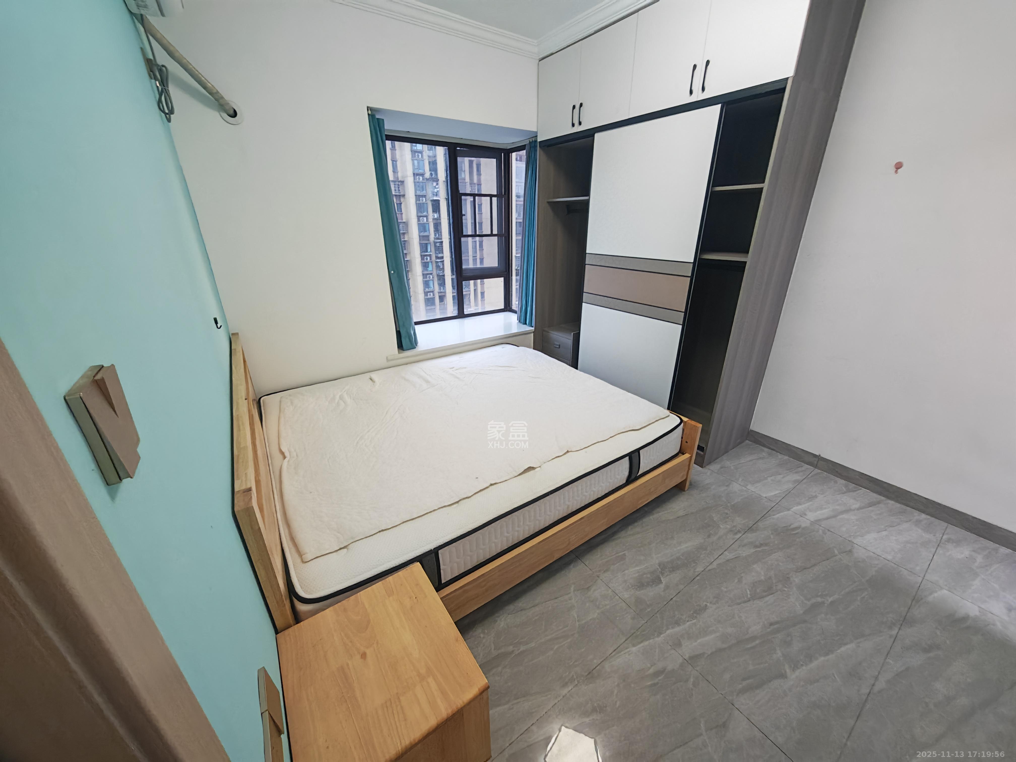 和润园三期  1室1厅1卫    1600.0元/月室内图