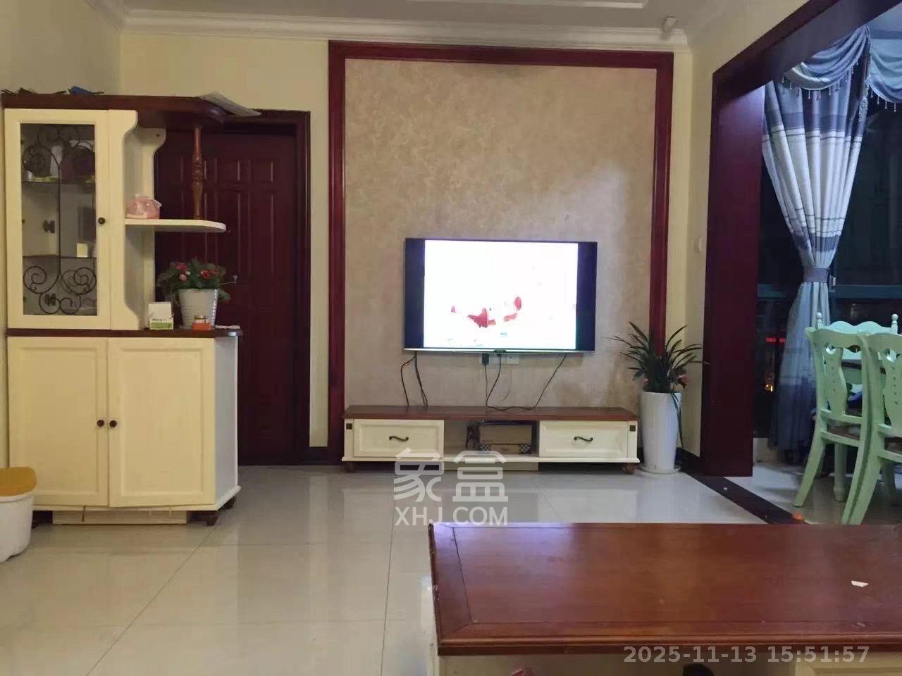 恒大雅苑  1室2厅1卫    3000.0元/月