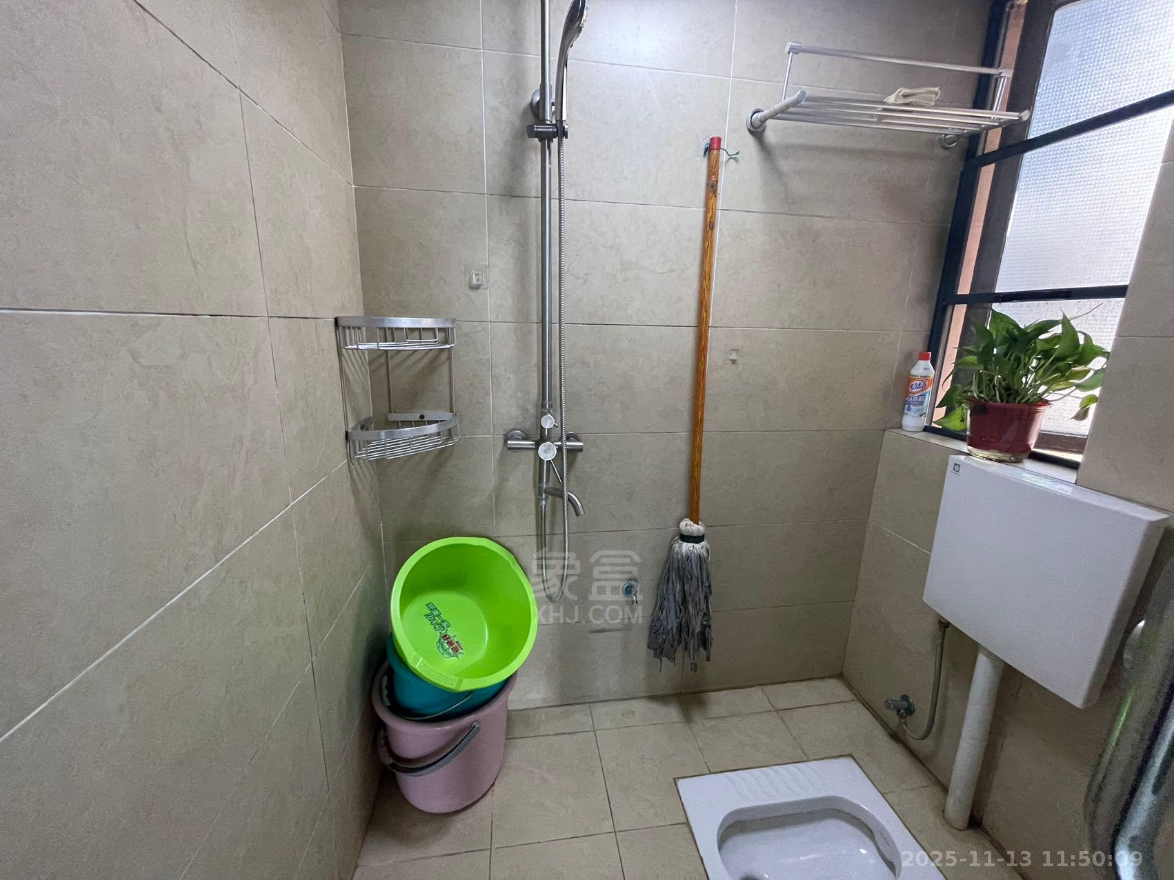 庐山春天早安华晨  1室1厅1卫    1600.0元/月室内图